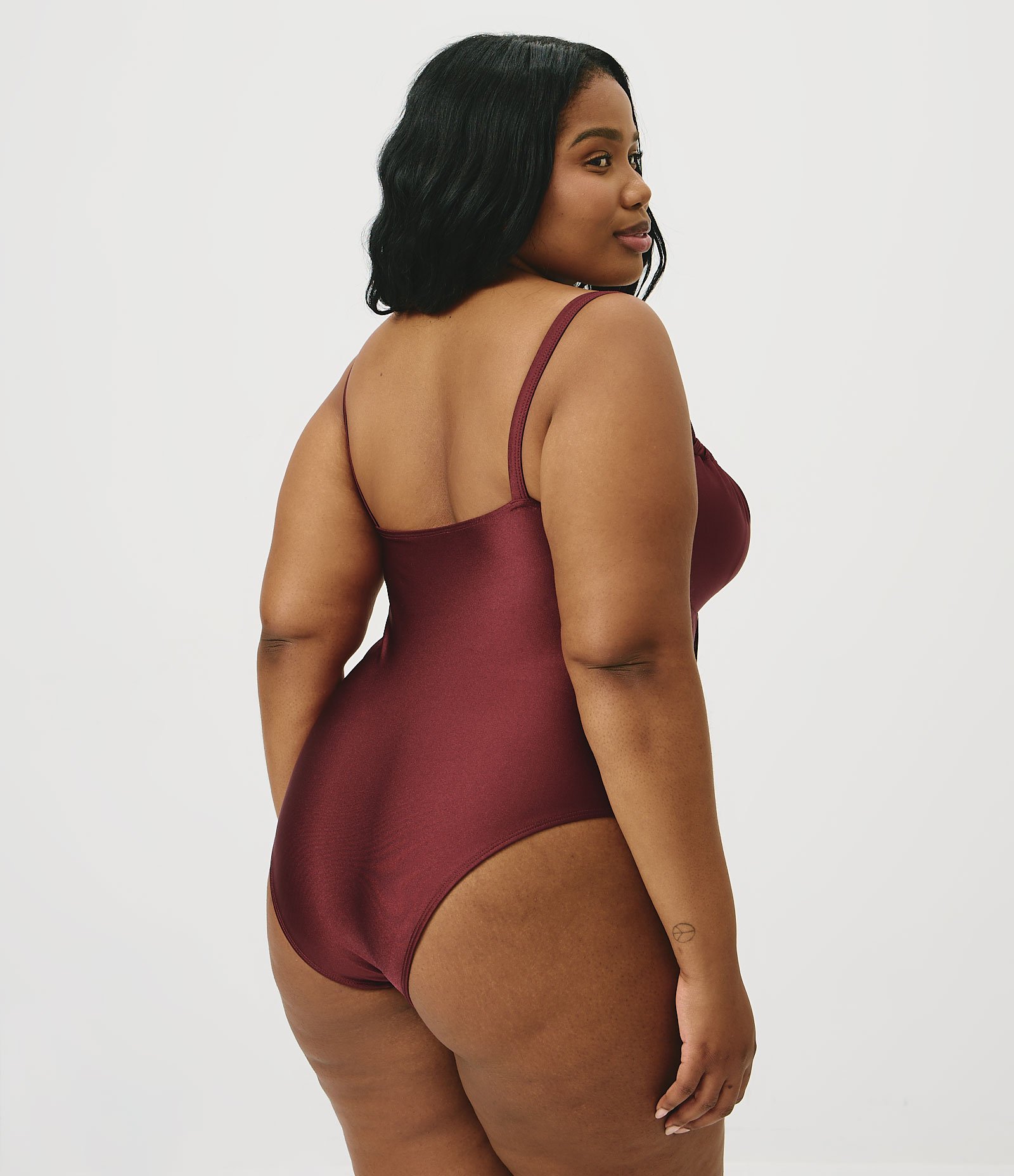 Maiô com Amarração Curve & Plus Size Vinho 4
