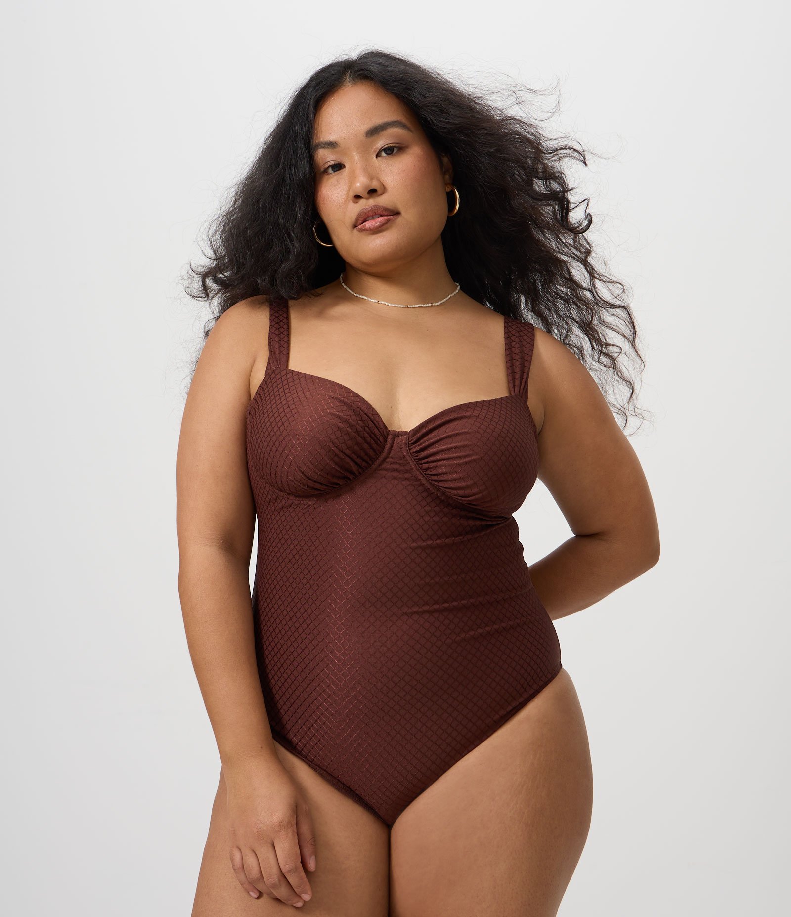 Maiô Meia Taça em Poliamida Texturizado UV 50+ Curve & Plus Size Marrom 1
