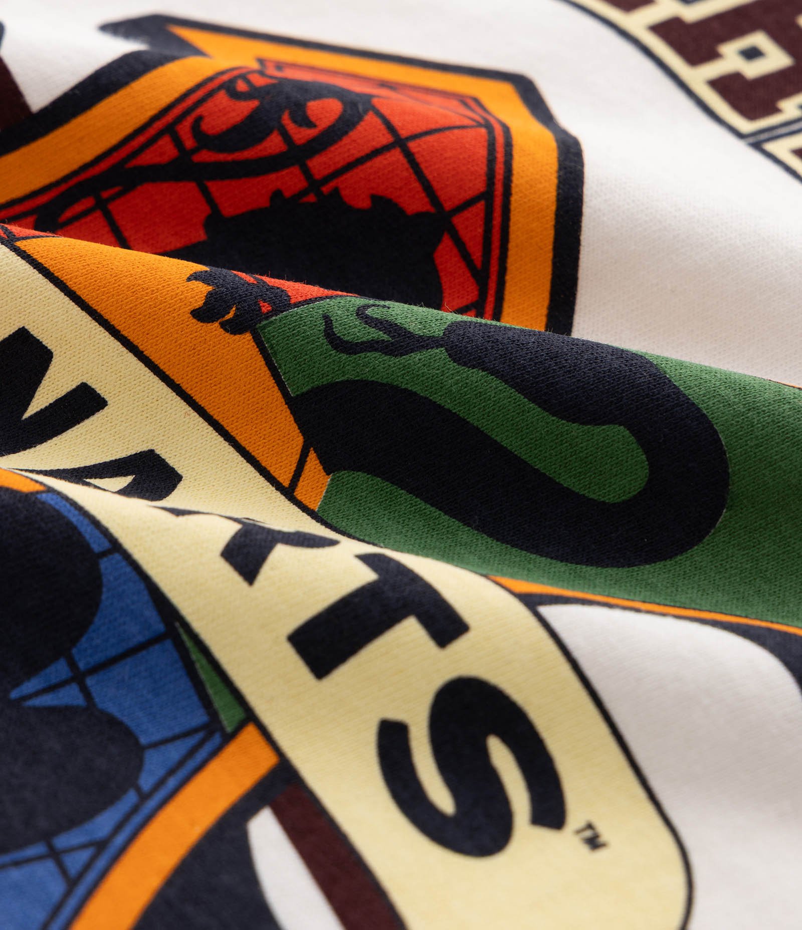 Camiseta Infantil com Estampa Brasões de Hogwarts – Tam 5 a 14 Anos Branco 4