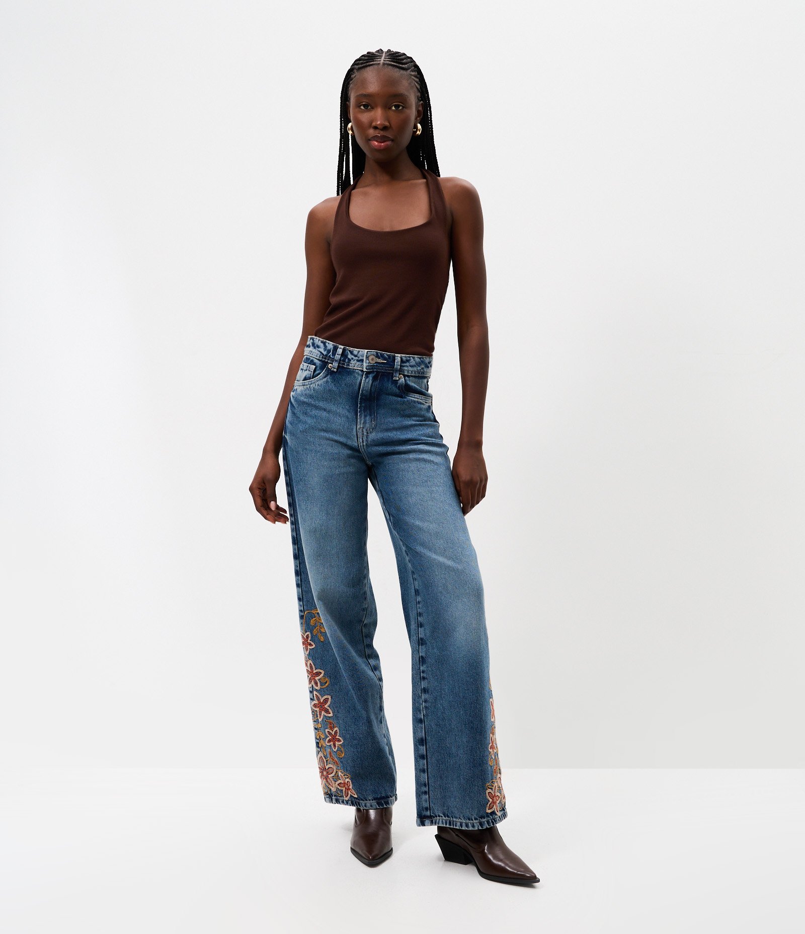 Calça Wide Leg Jeans com Cintura Média e Bordado Floral Azul 1