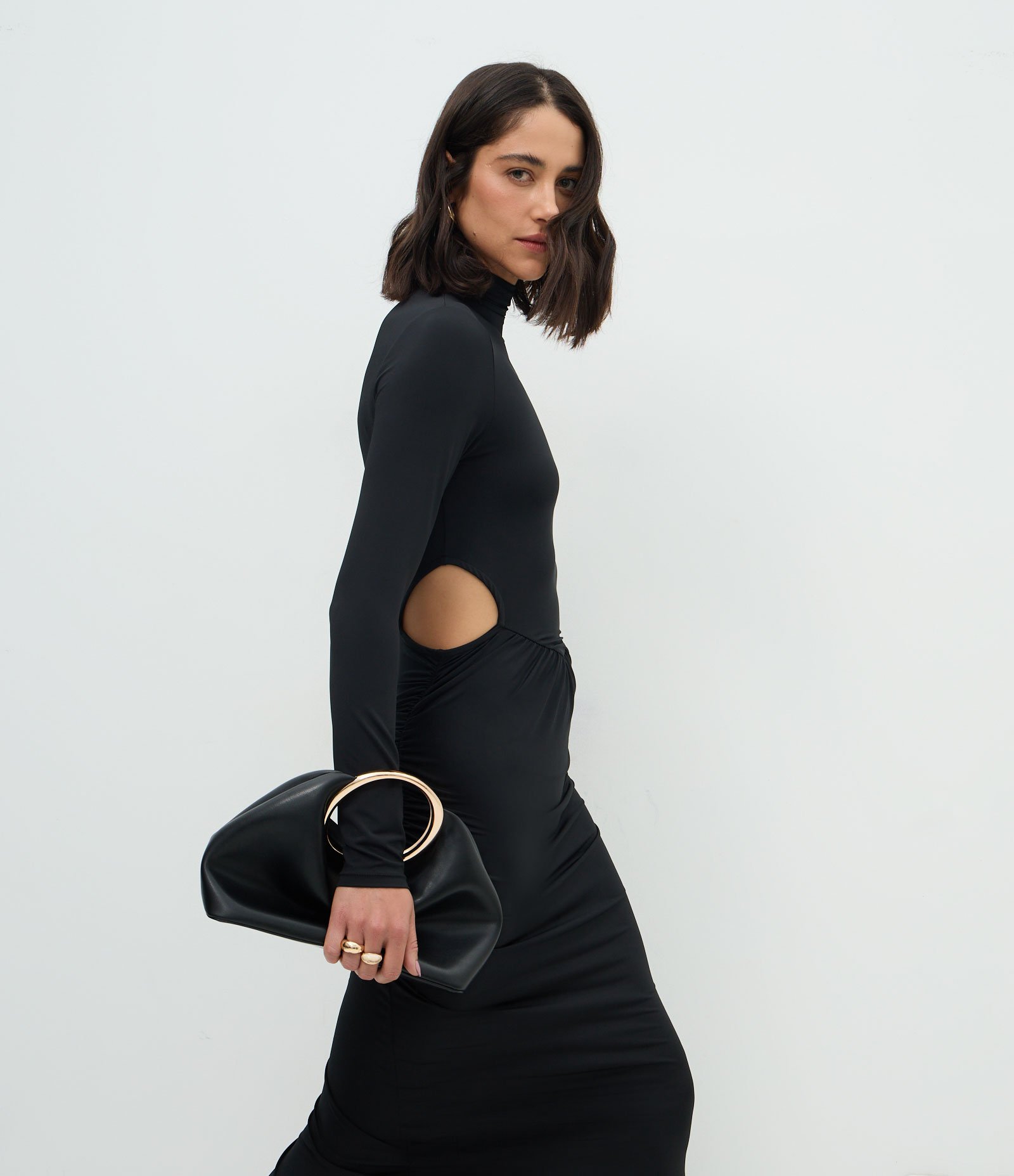 Vestido Long Midi com Cut Out e Drapeado Preto 2