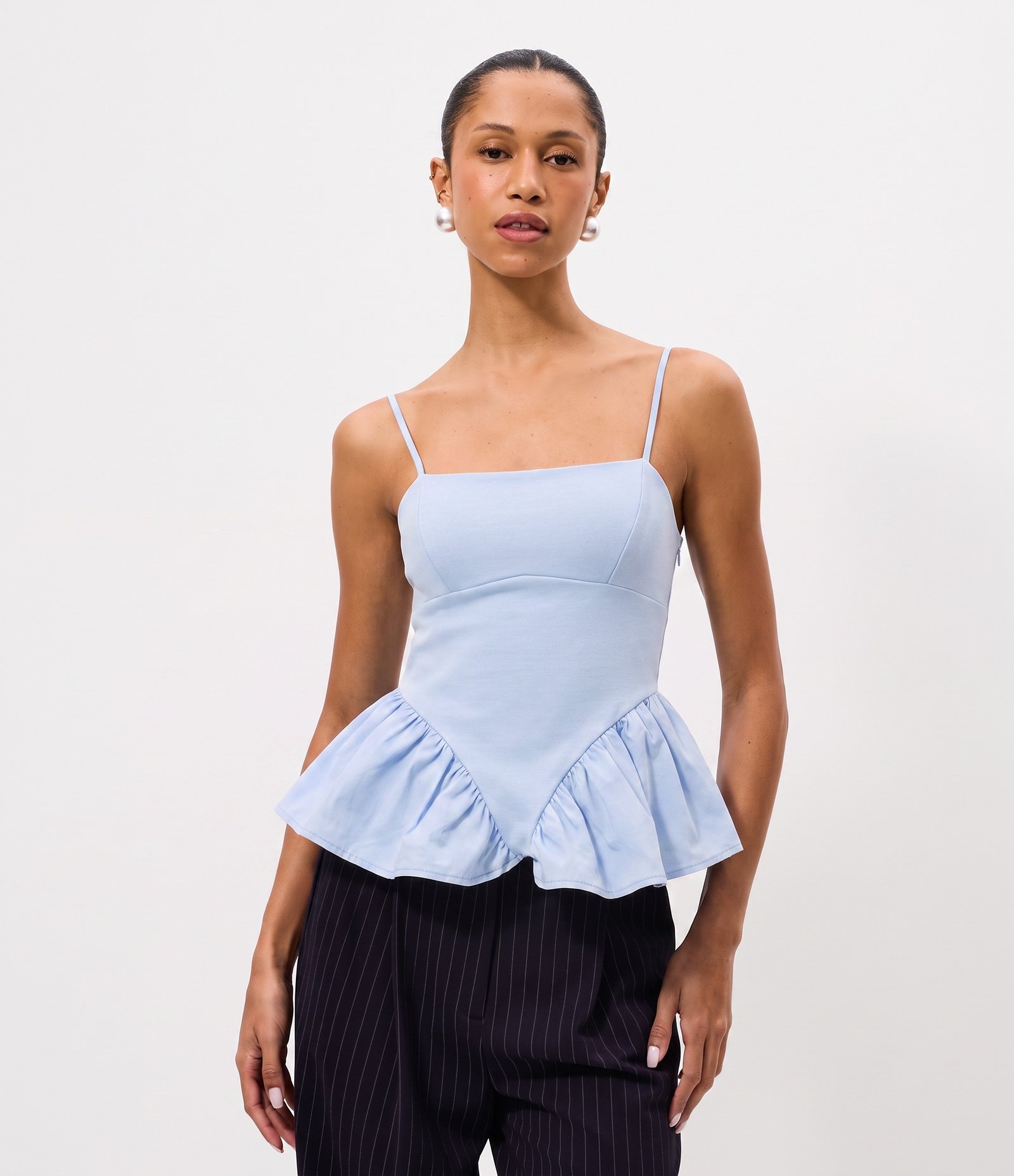 Blusa Peplum em Ponto Roma com Recortes e Alcinha Azul 2
