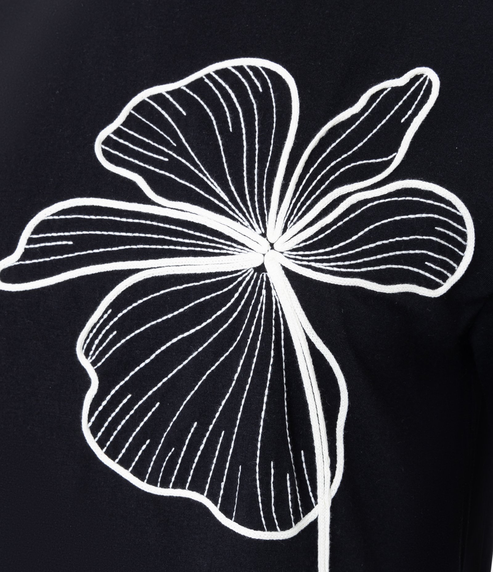 Camiseta Regular em Algodão com Estampa Floral Preto 2