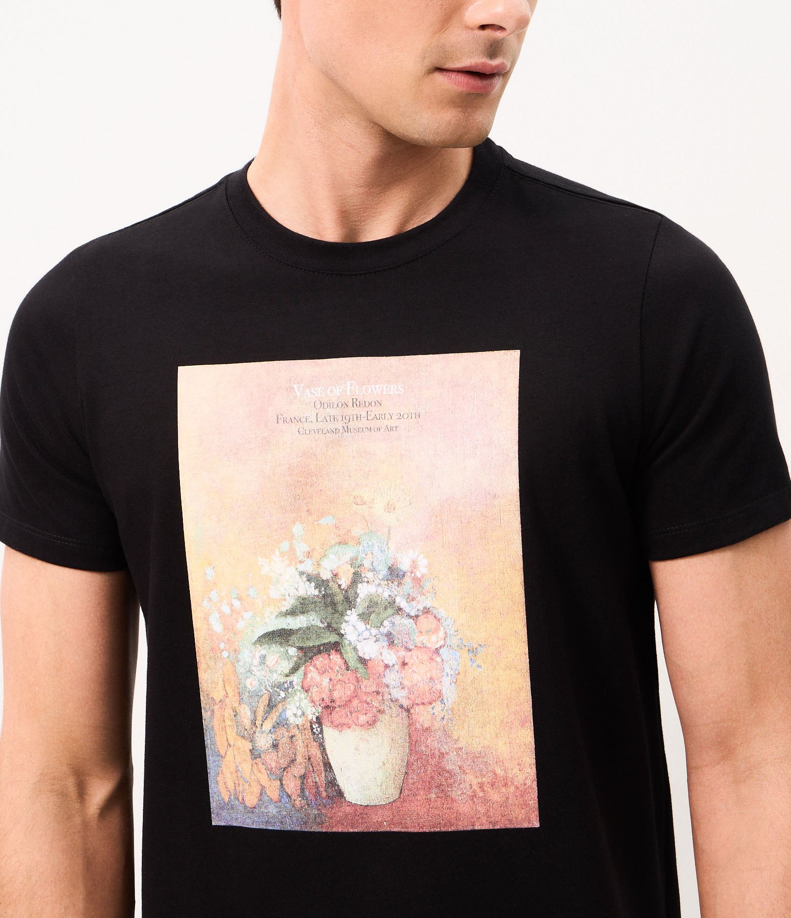 Camiseta em Algodão com Estampa do Quadro Vase Of Flowers de Odilon Redon Preto 4