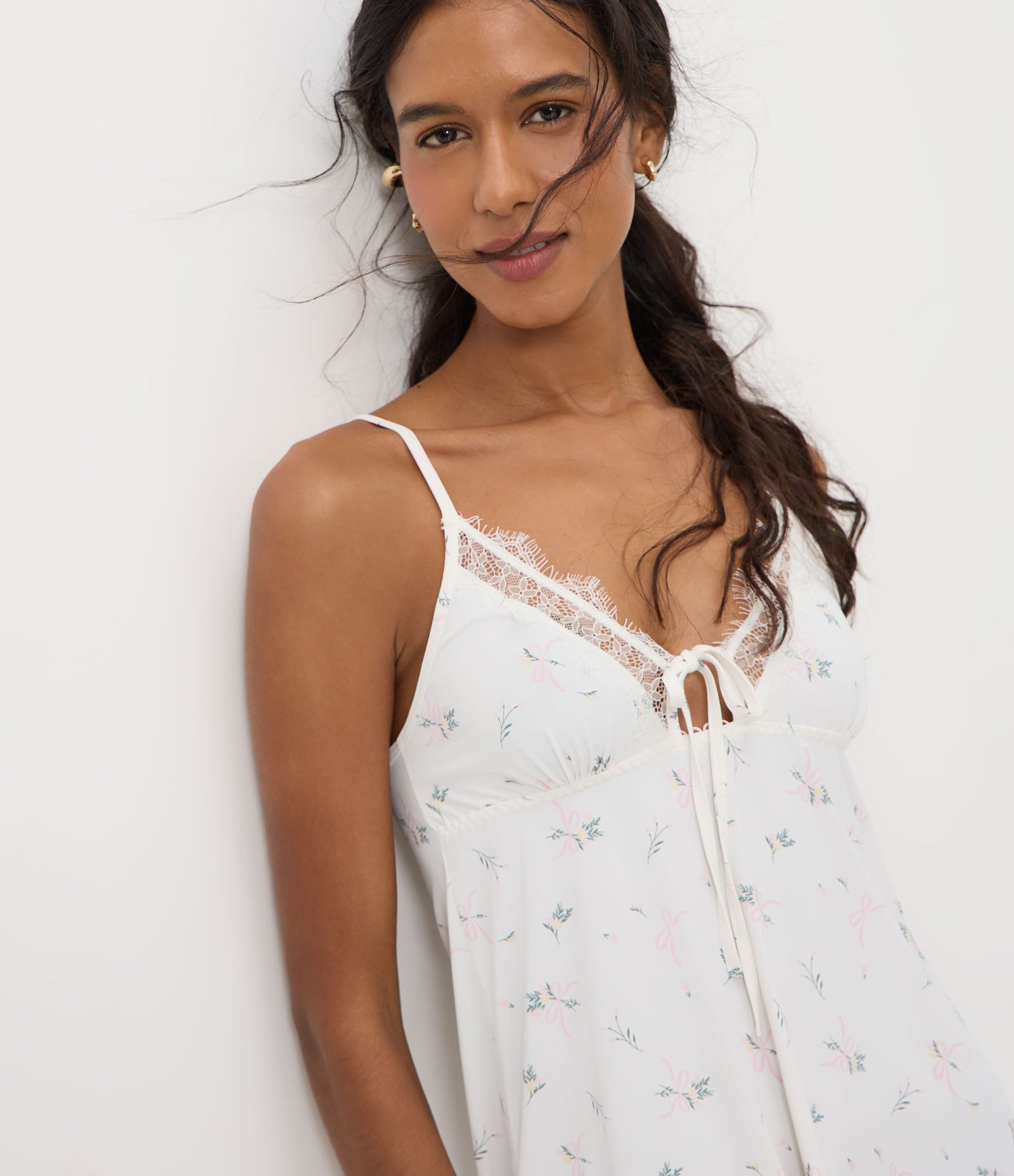 Camisola com Estampa Floral Renda e Amarração Branco 2