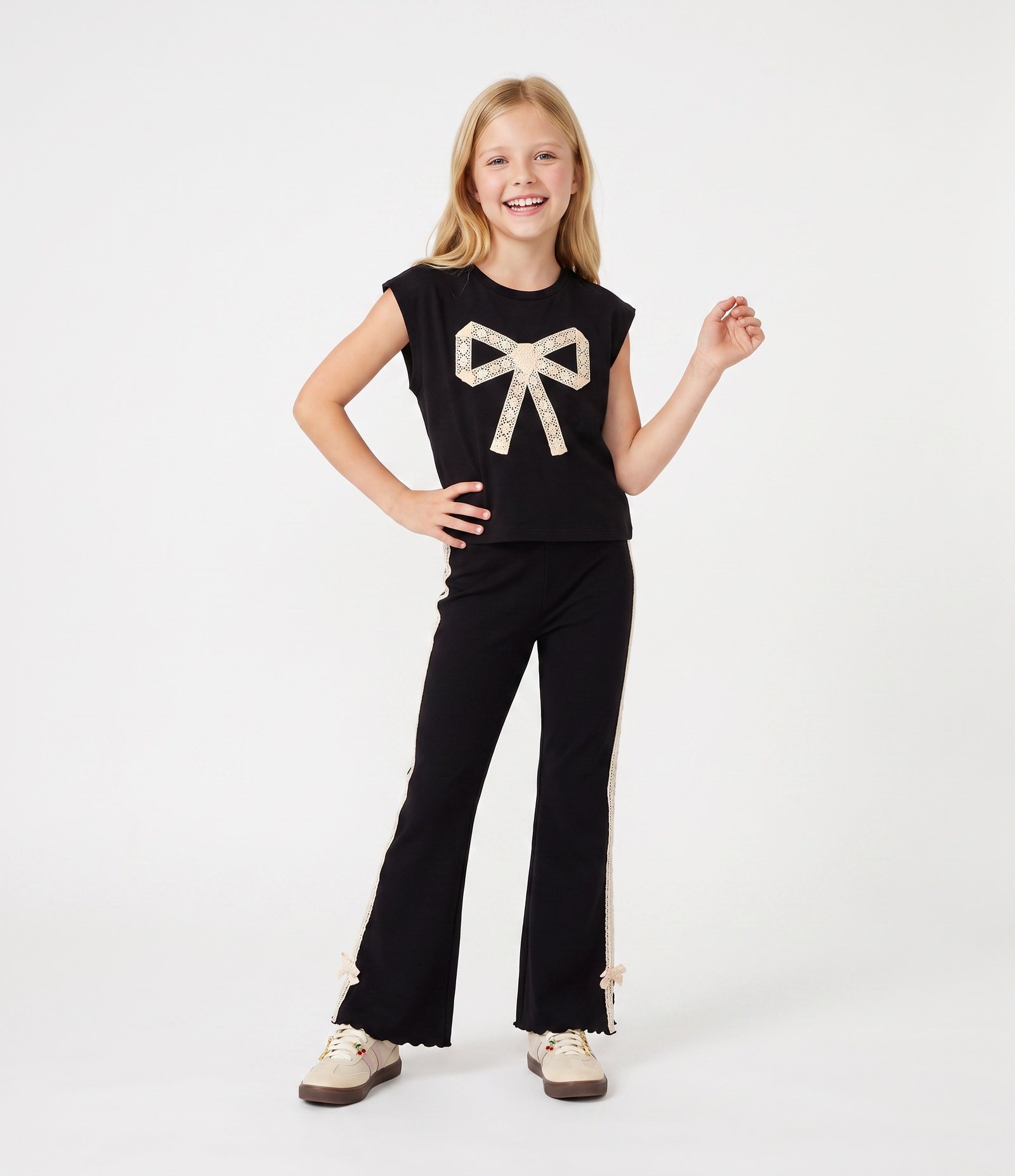 Calca Infantil Em Algodão Bailarina Renda Lateral -Tam 5 a 16 Anos Preto 1