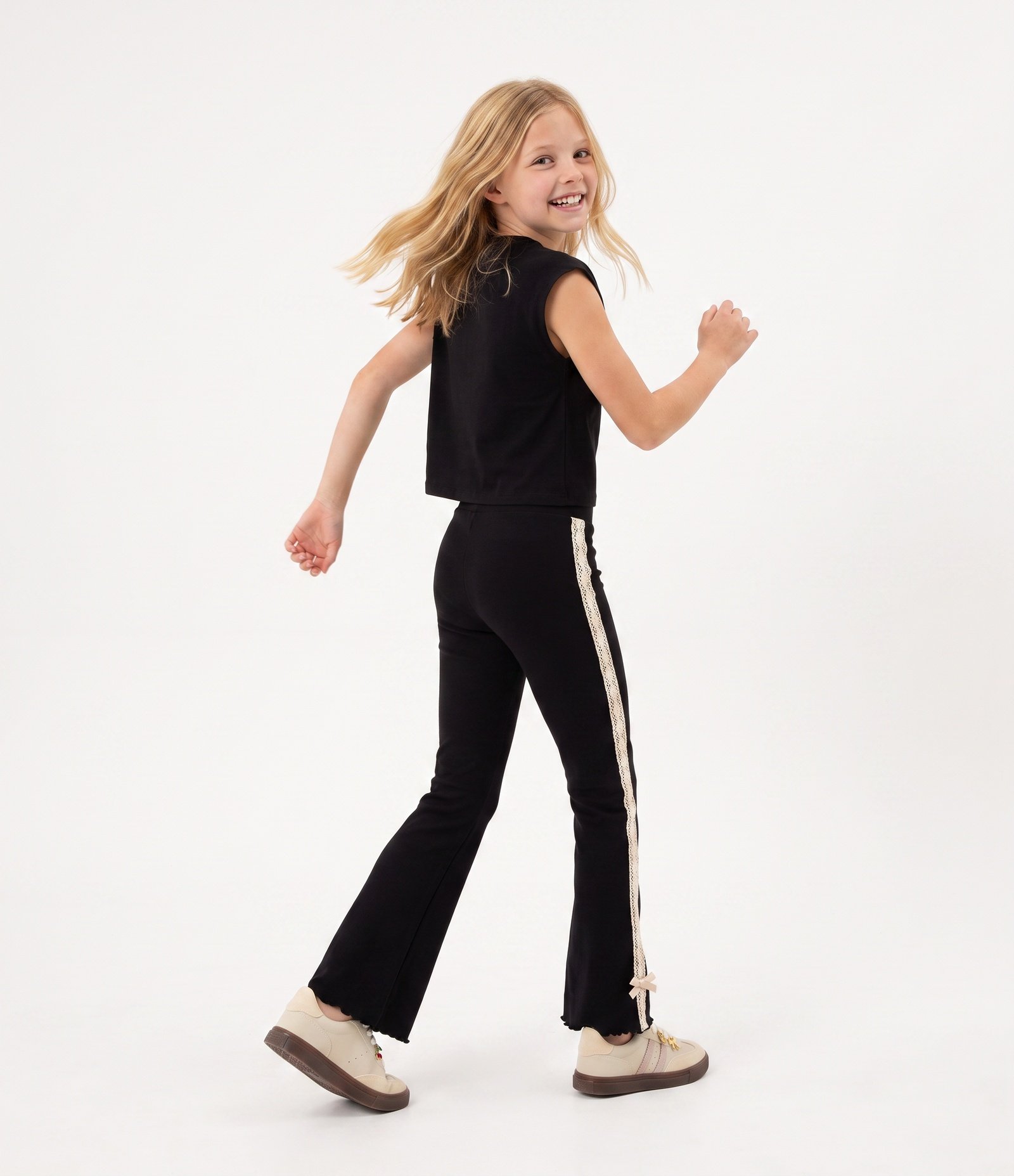 Calca Infantil Em Algodão Bailarina Renda Lateral -Tam 5 a 16 Anos Preto 3