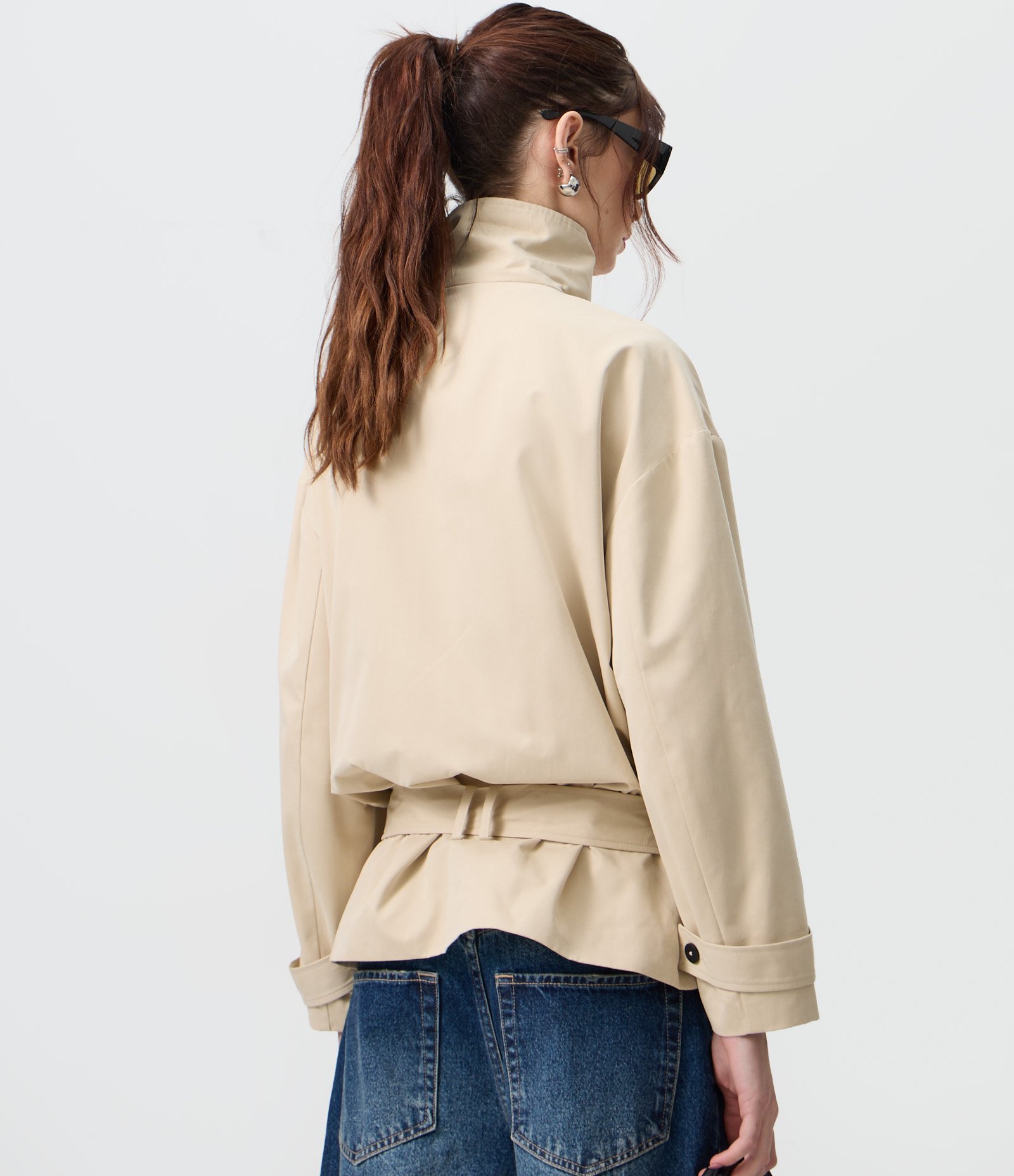 Jaqueta Trench Coat Napoleônica com Cinto e Fivela Bege 6