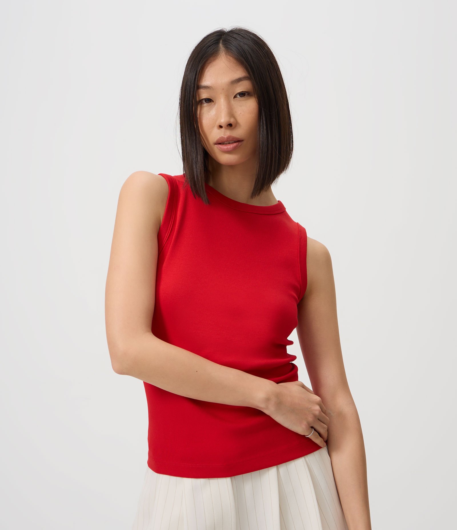 Regata Básica em Ribana com Modelagem Ajustada Vermelho 1