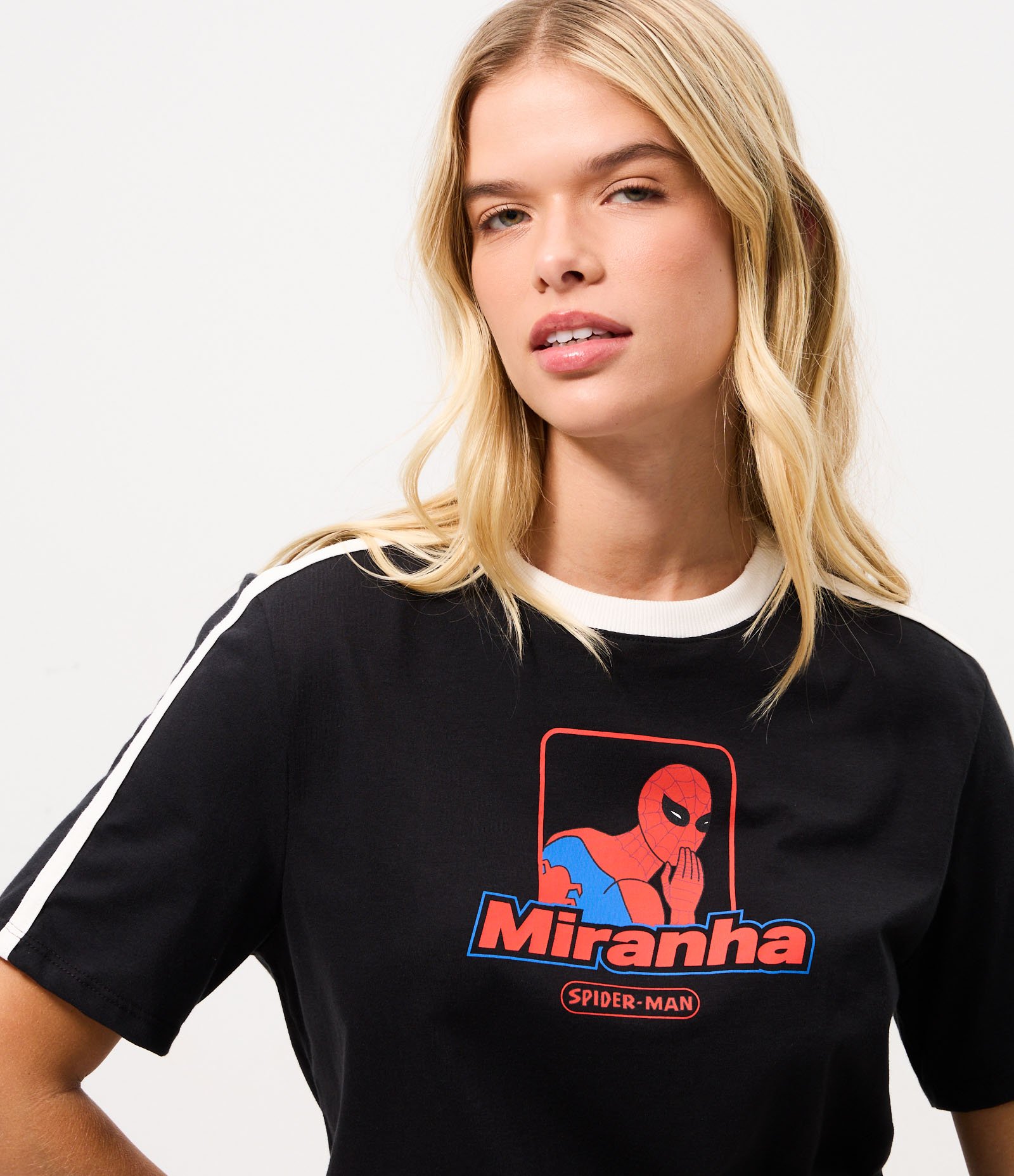 Camiseta em Algodão com Estampa Homem Aranha e Lettering Miranha Preto 3