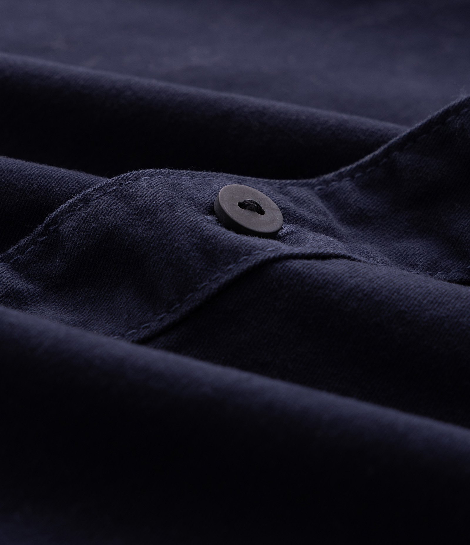 Camisa Comfort em Sarja com Bolsos de Lapela Azul Escuro 4