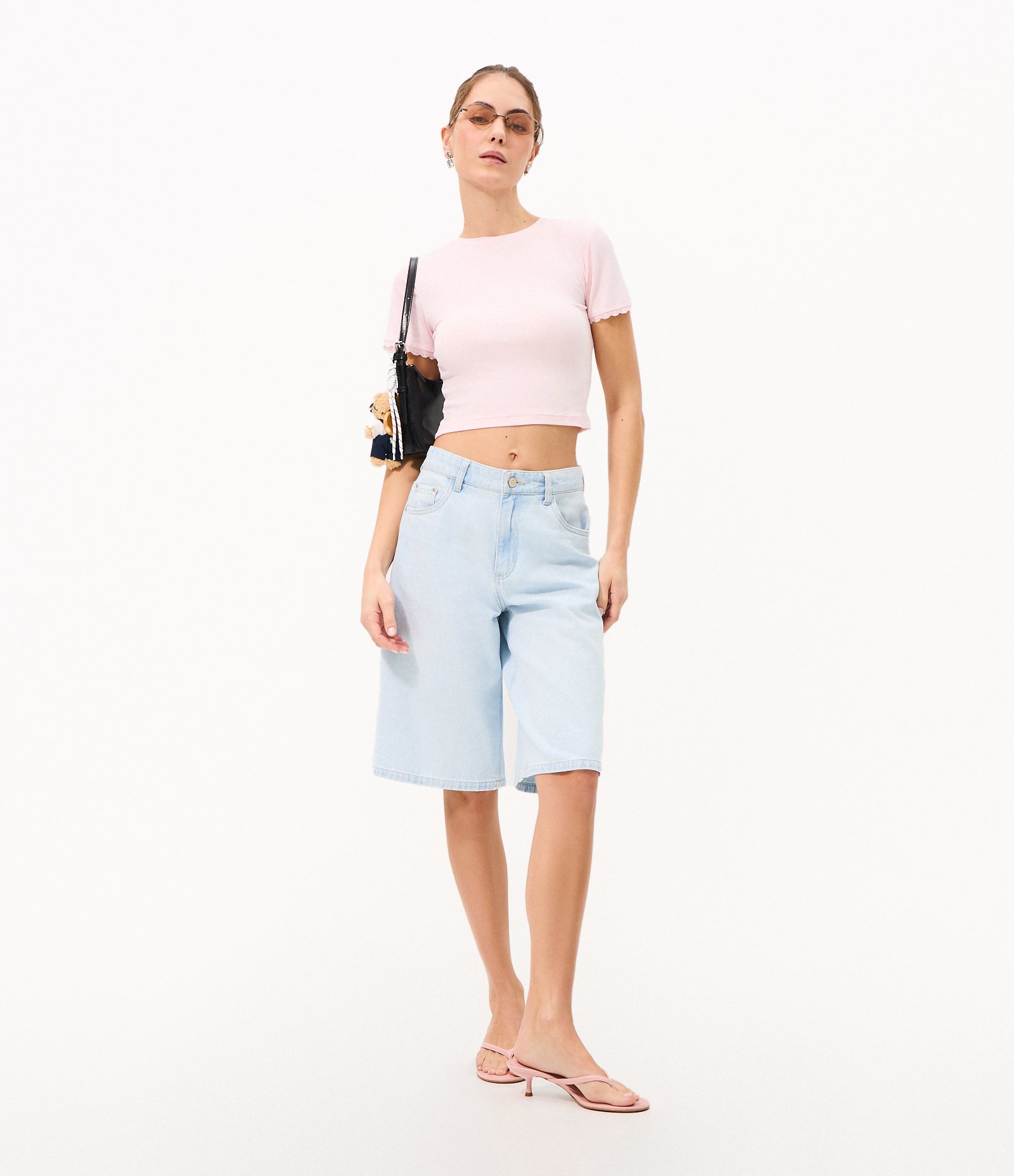 Blusa em Ribana com Renda na Manga Rosa 2