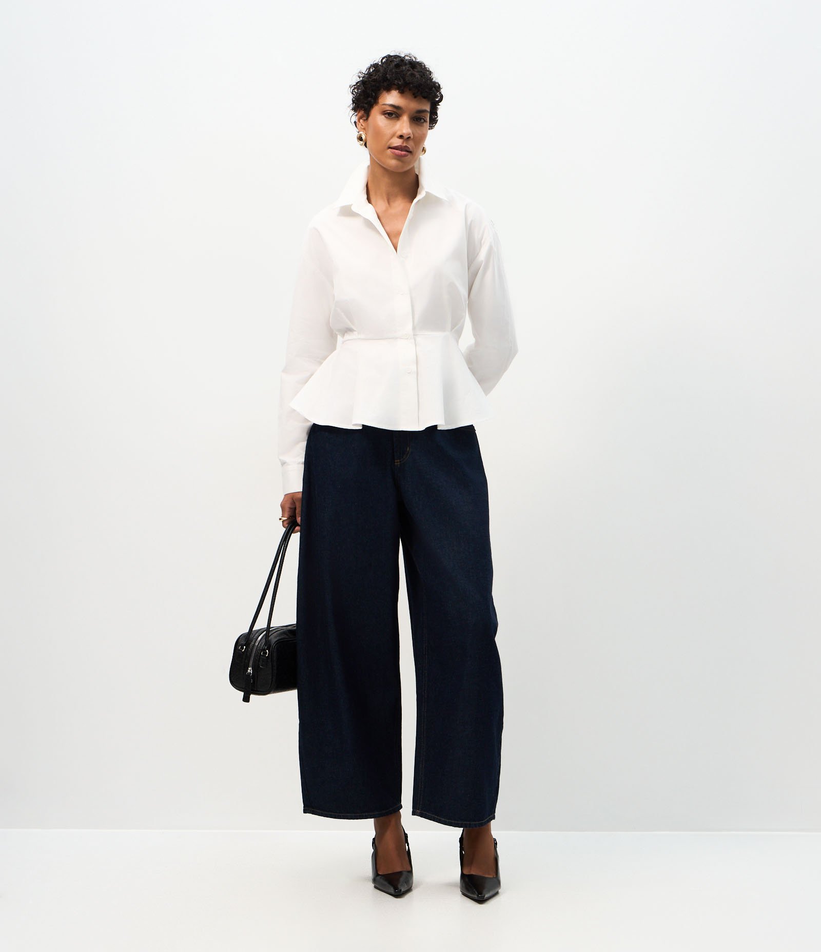 Calça Barrel em Jeans com Cintura Alta Azul Escuro 1