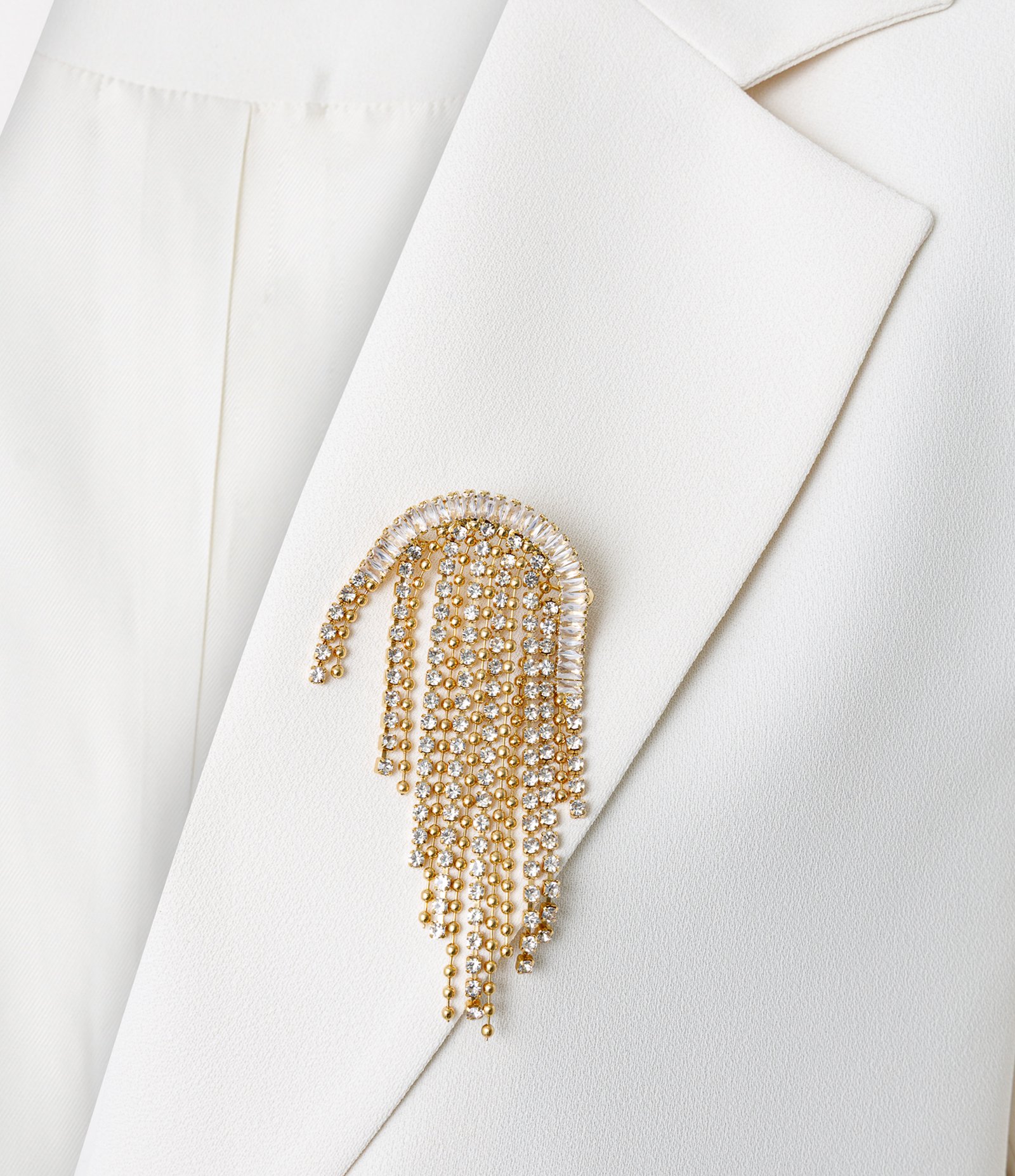 Blazer com Bolsos e Broche Aplicado Branco 6