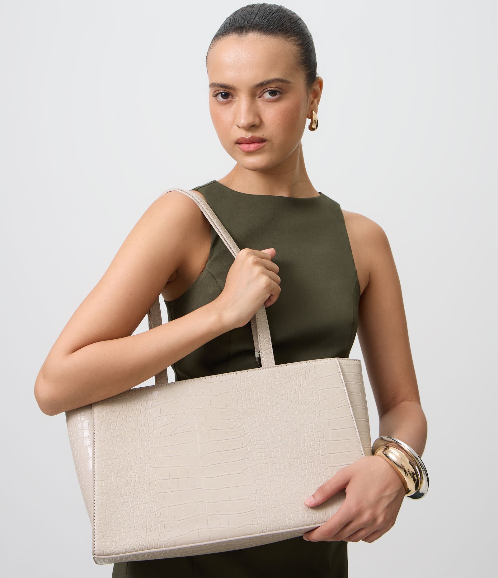 Bolsa Shopper Grande em PU com Textura Croco Bege 1