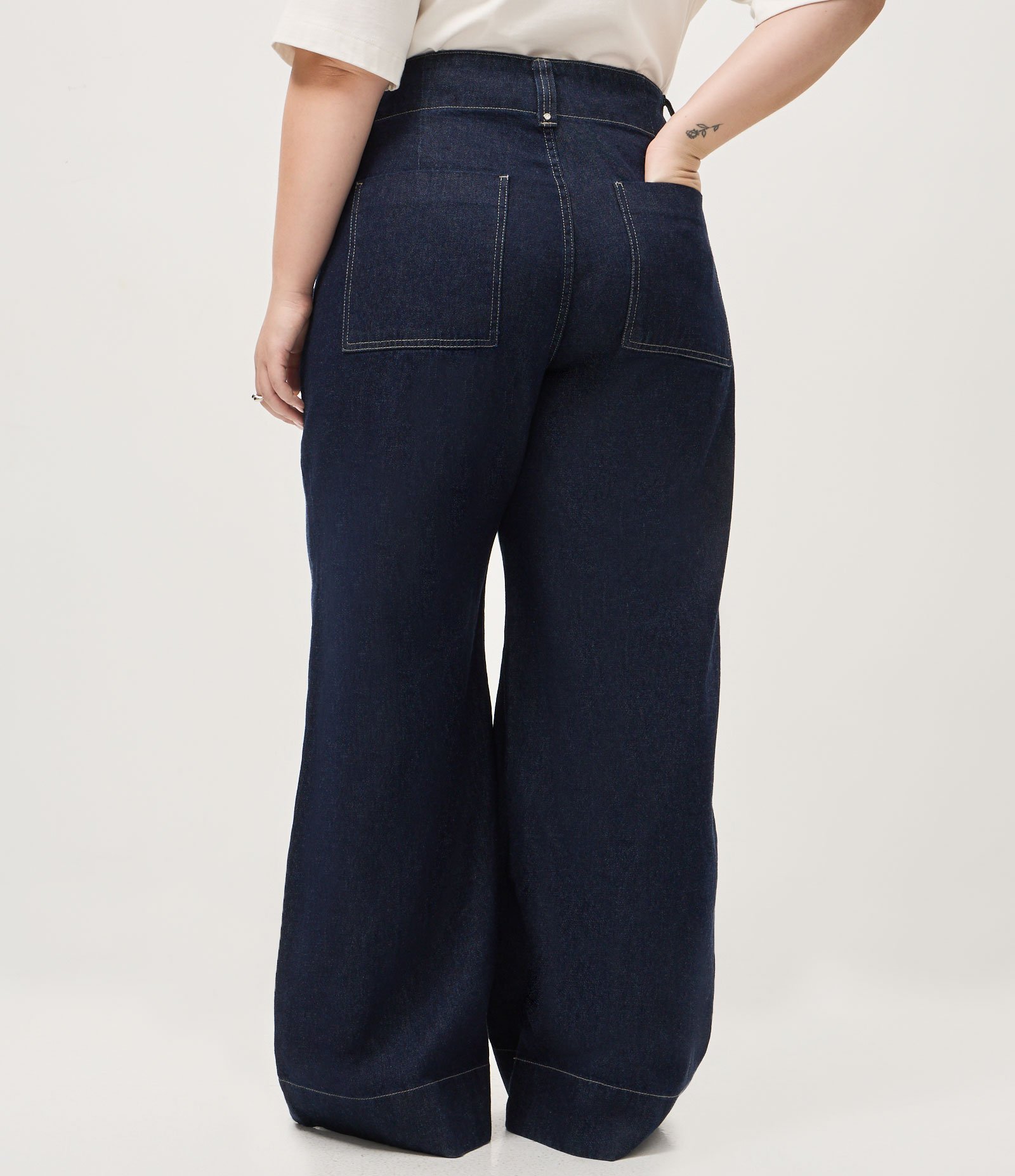 Calça Jeans Wide Leg com Strass Curve & Plus Size Azul 4