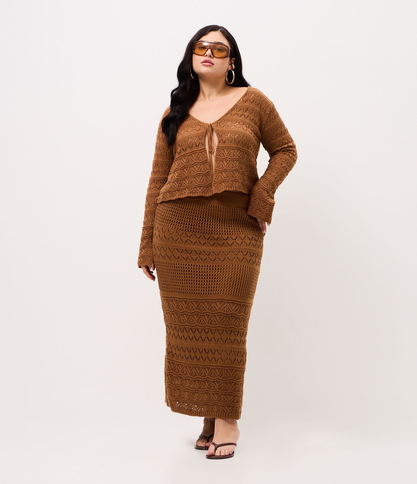 Saia Midi em Tricô Texturizado com Pontos Vazados Curve & Plus Size Marrom 2