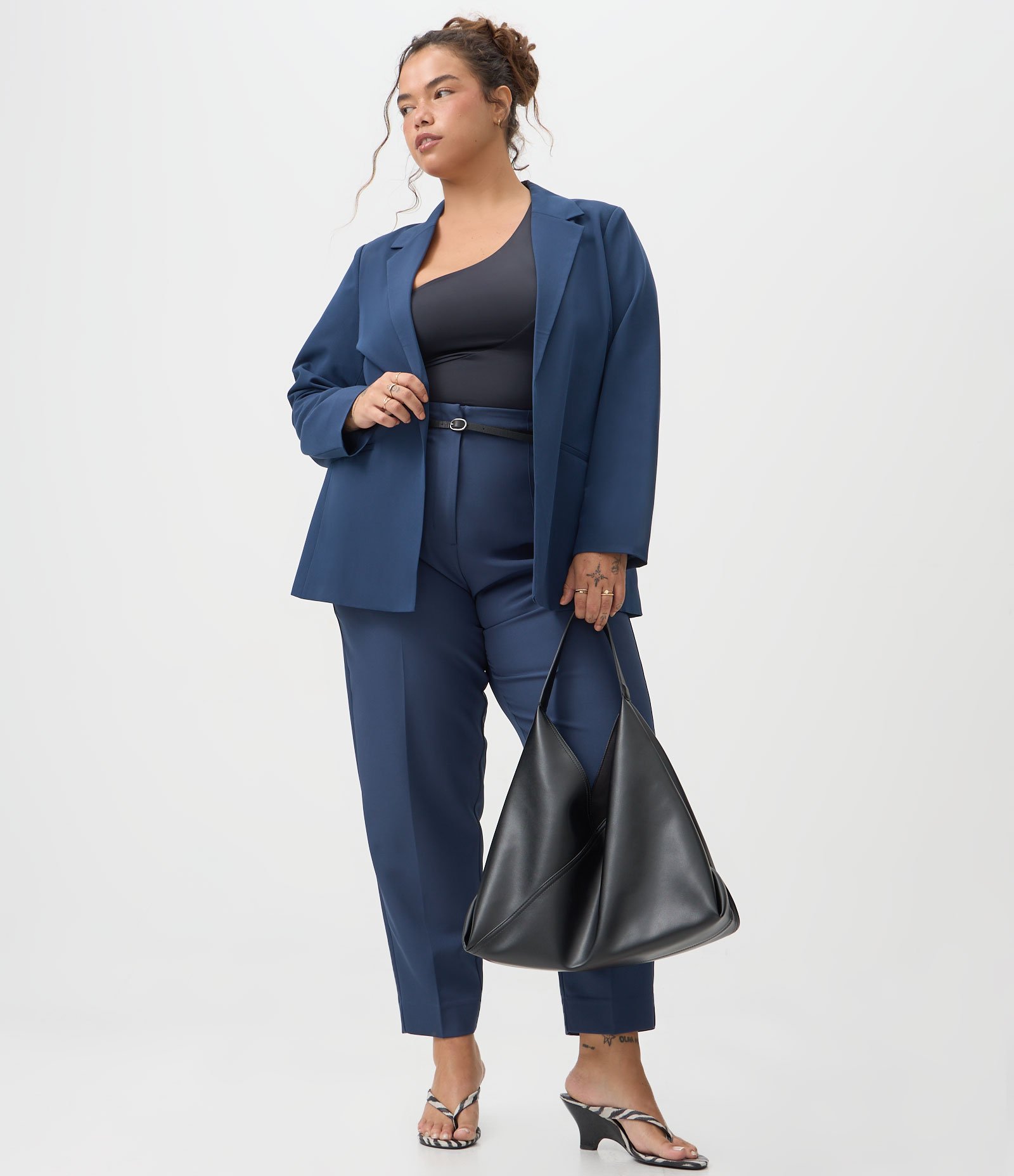 Blazer Alongado em Crepe sem Botão Curve & Plus Size Azul 2