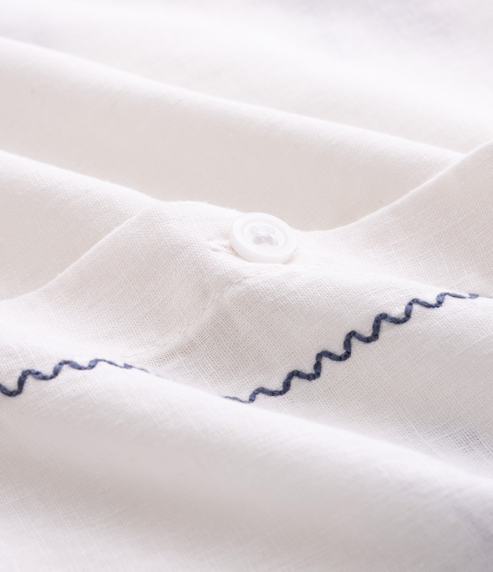 Camisa Manga Longa com Bordados Localizados Branco 7