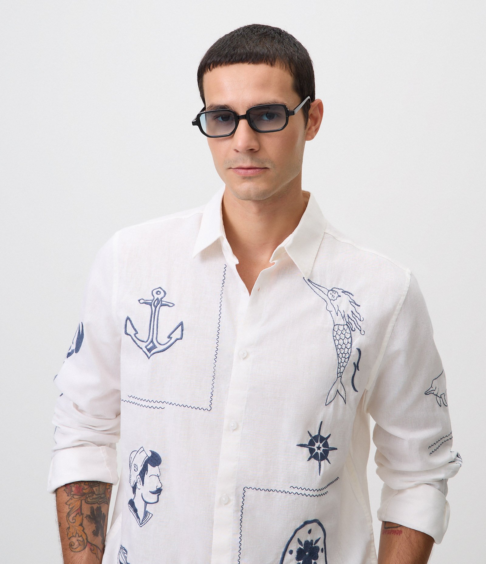 Camisa Manga Longa com Bordados Localizados Branco 4
