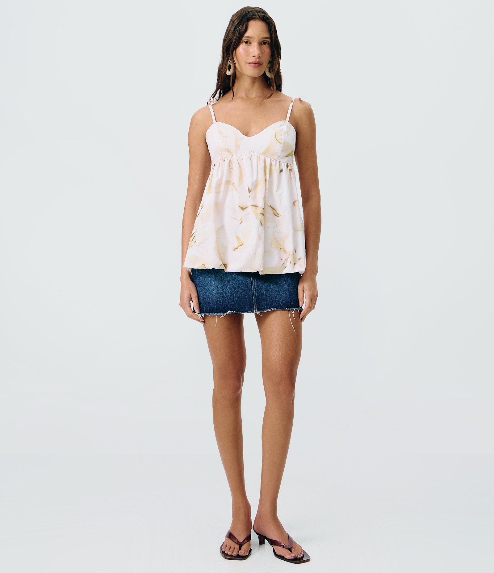 Blusa Balonê em Tricoline com Estampa Floral Branco 2