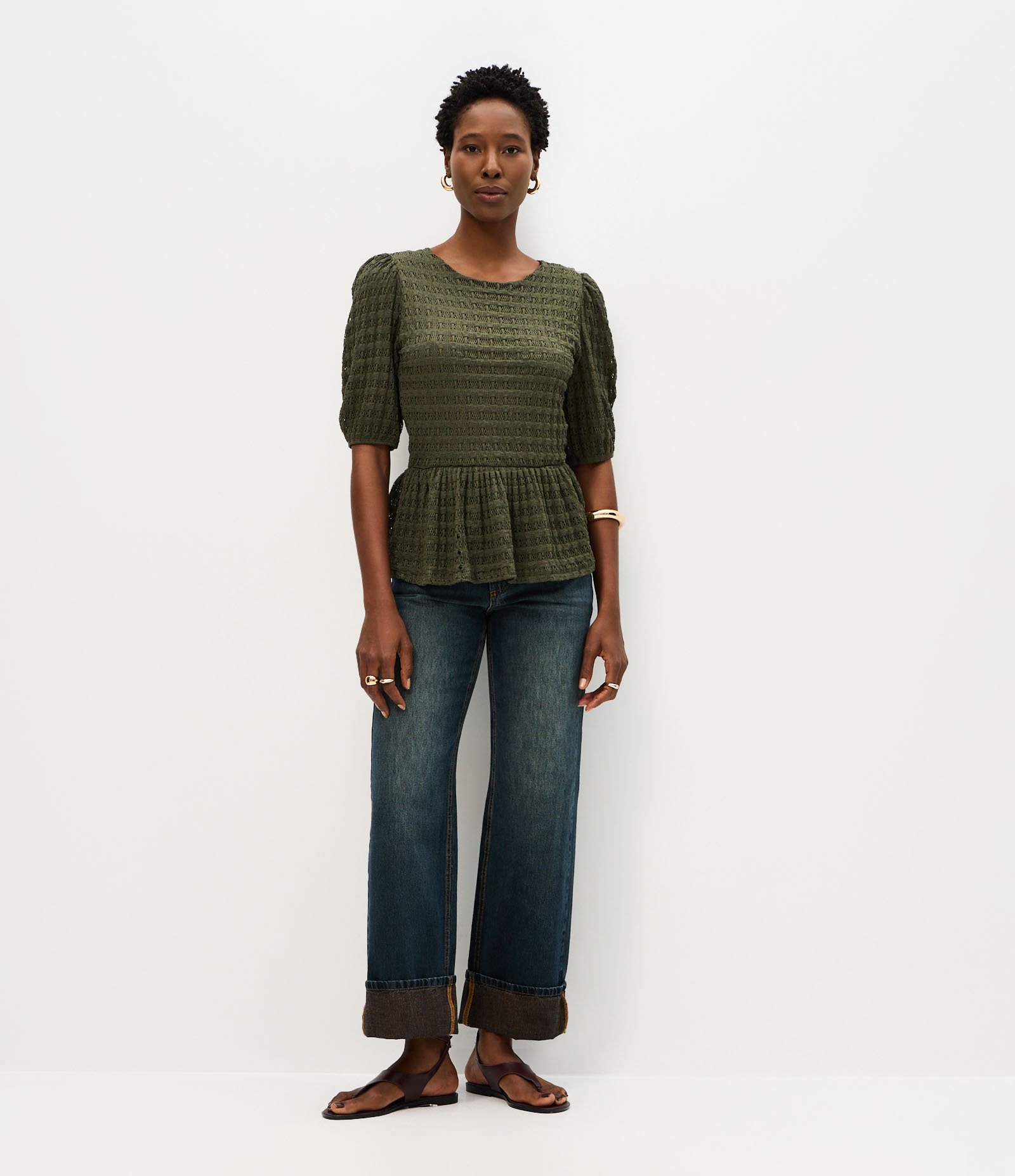 Blusa Texturizada com Manga Bufante e Babado na Barra Verde 2