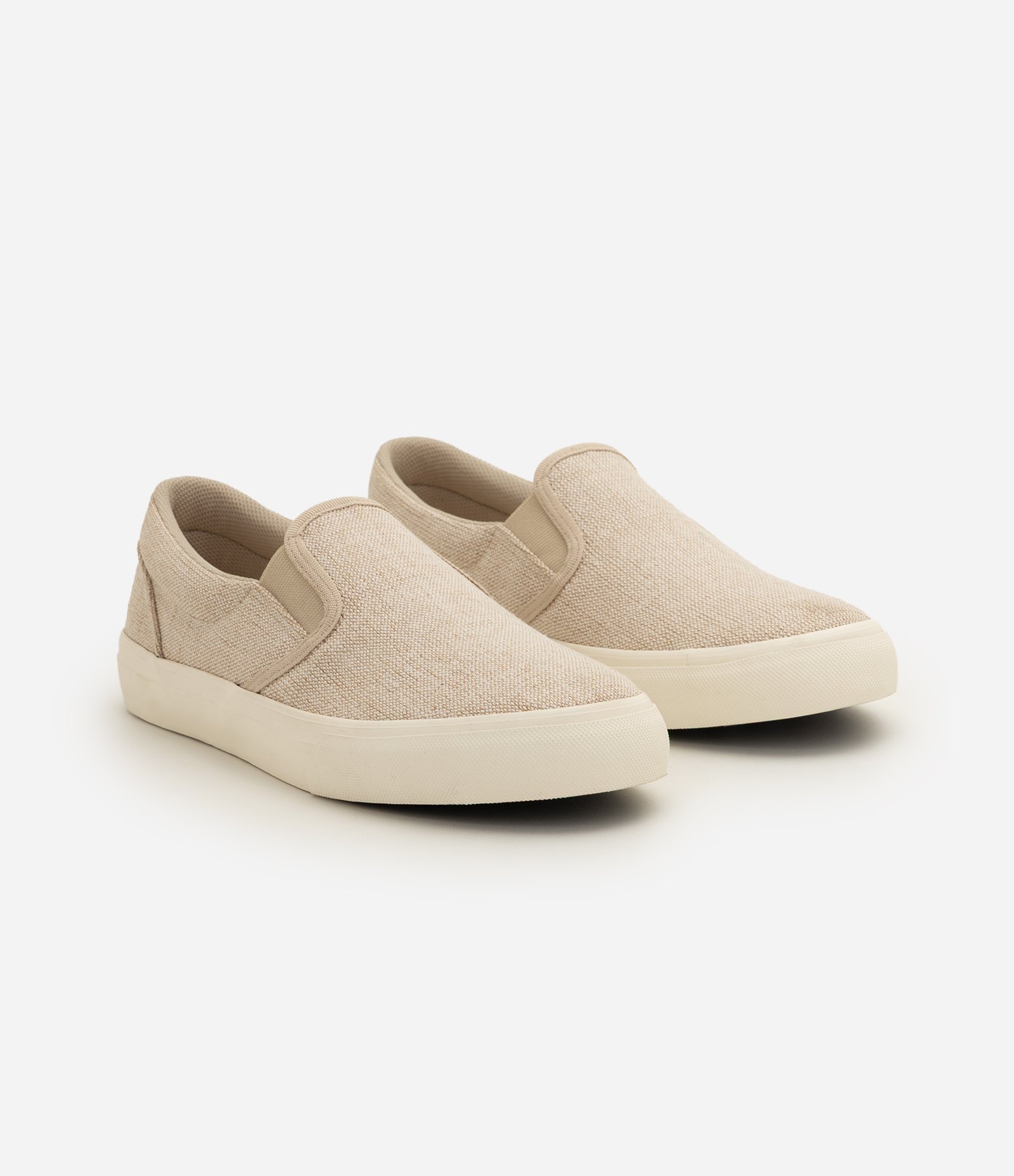 Tênis Slip On em Lona e Sola Vulcanizada Bege 2