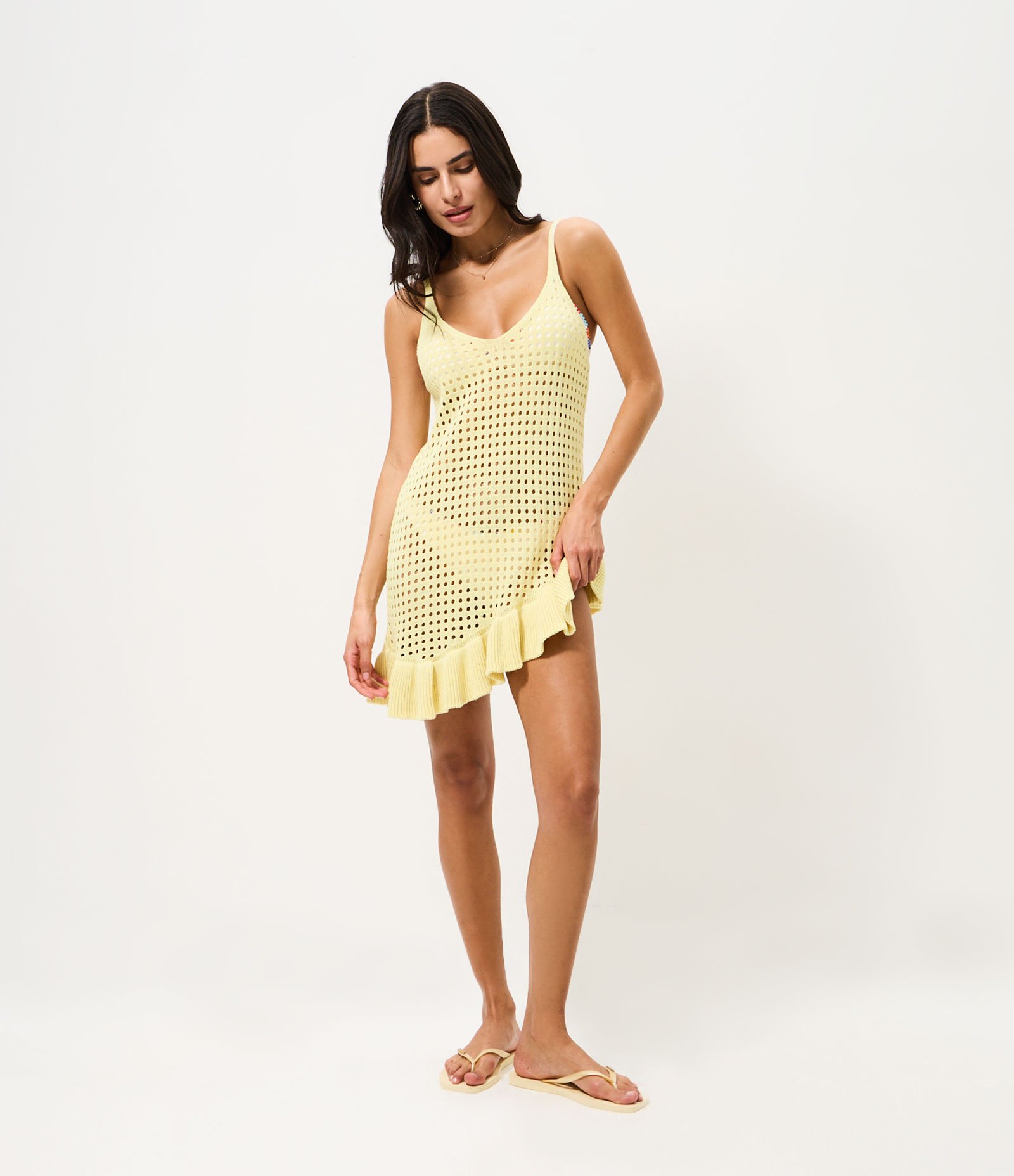 Saída de Praia Vestido em Tricô com Barra Assimétrica Amarelo 2