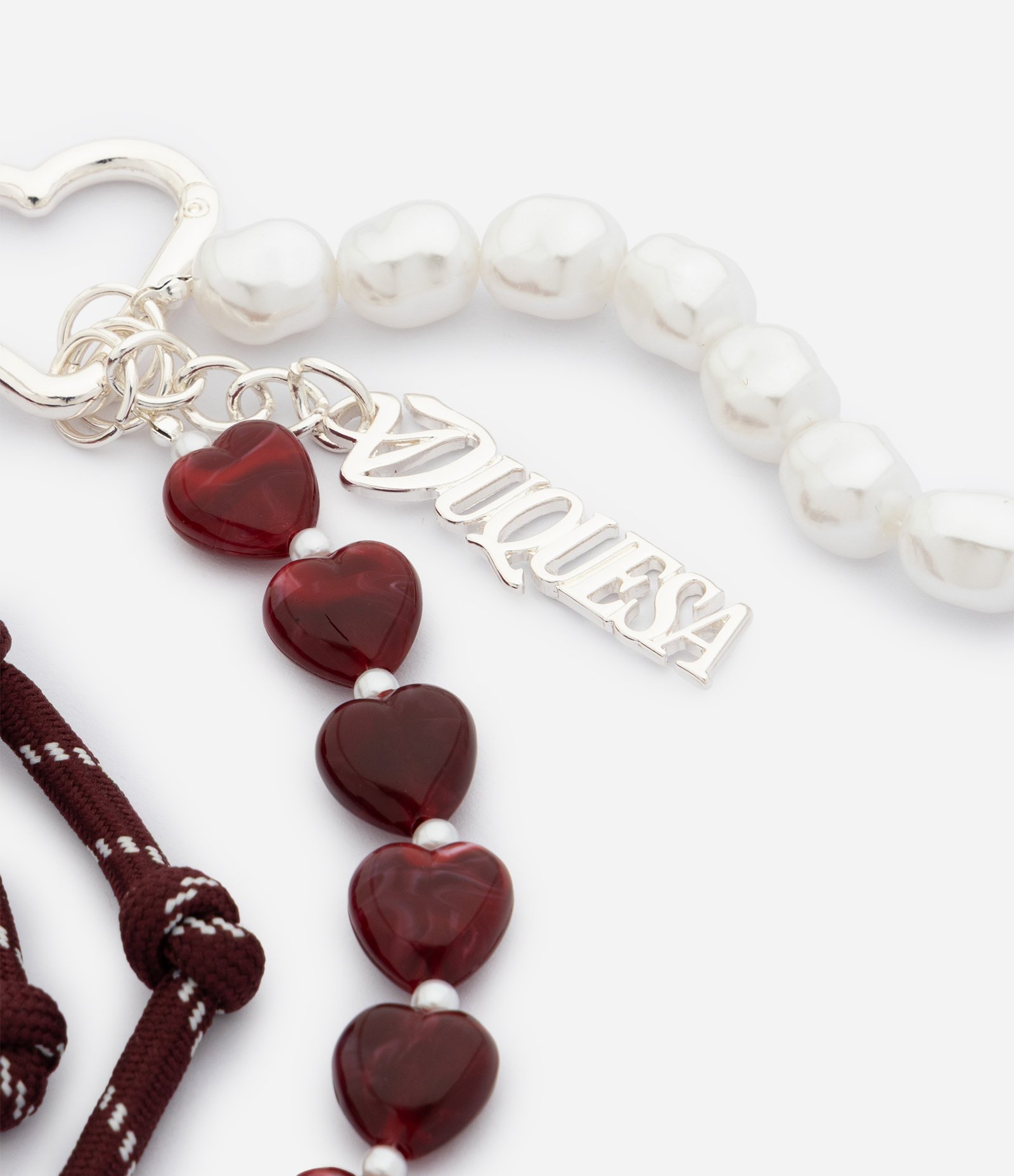 Chaveiro com Cordão e Lettering Duquesa no Pingente Vermelho 4