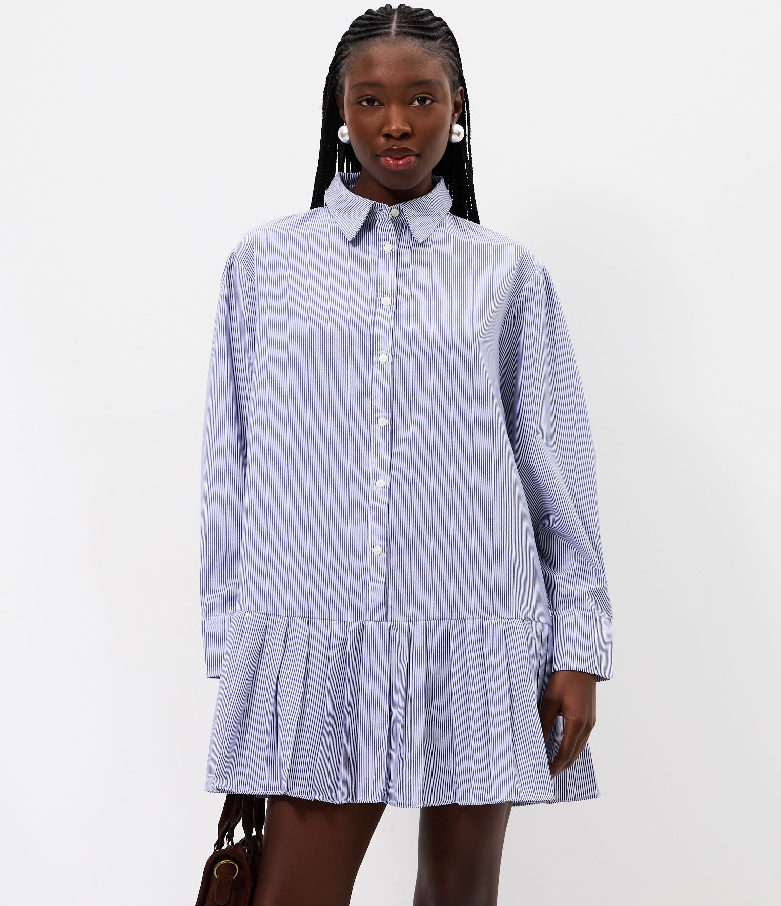 Vestido Curto em Tricoline Listrado com Saia de Pregas Azul 2