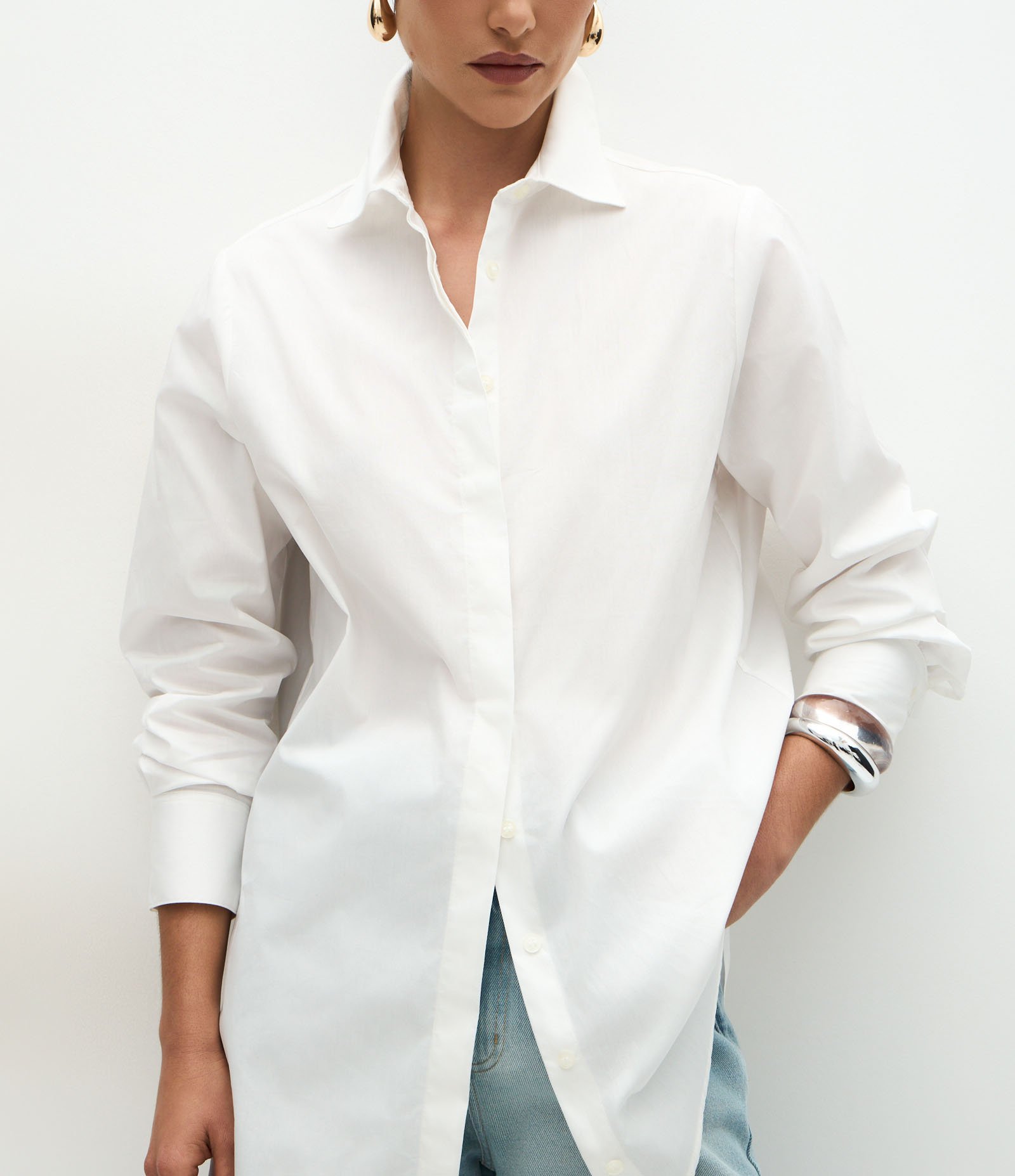 Camisa em Tricoline com Barra Assimétrica Branco 4