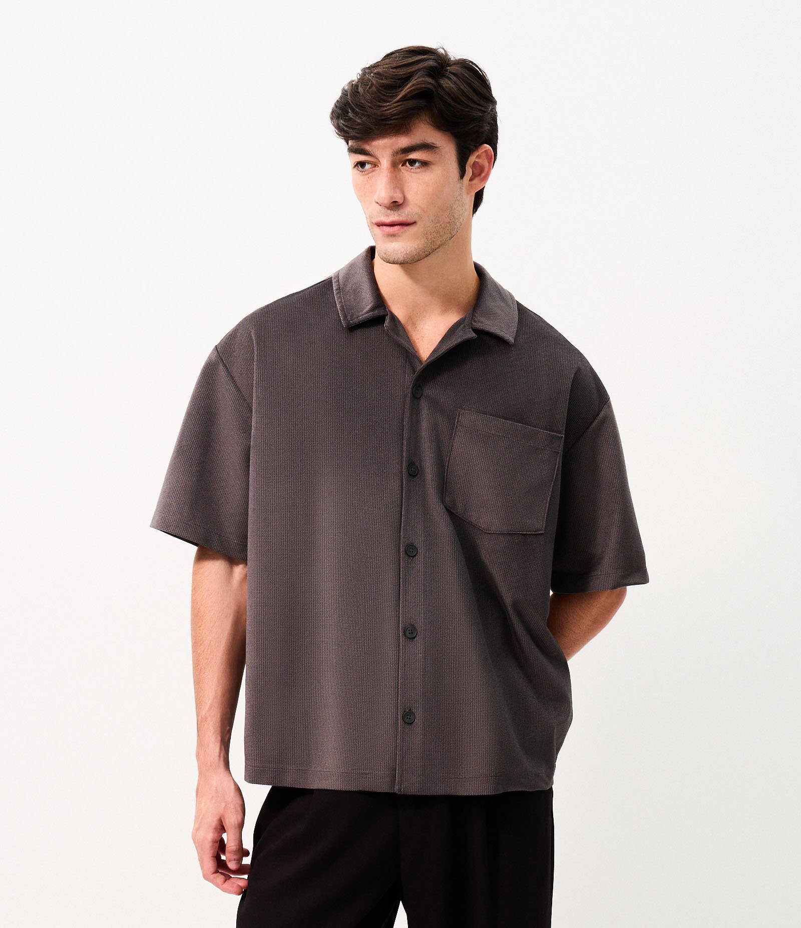Camisa Veludo Manga Curta Bowling Cinza 1