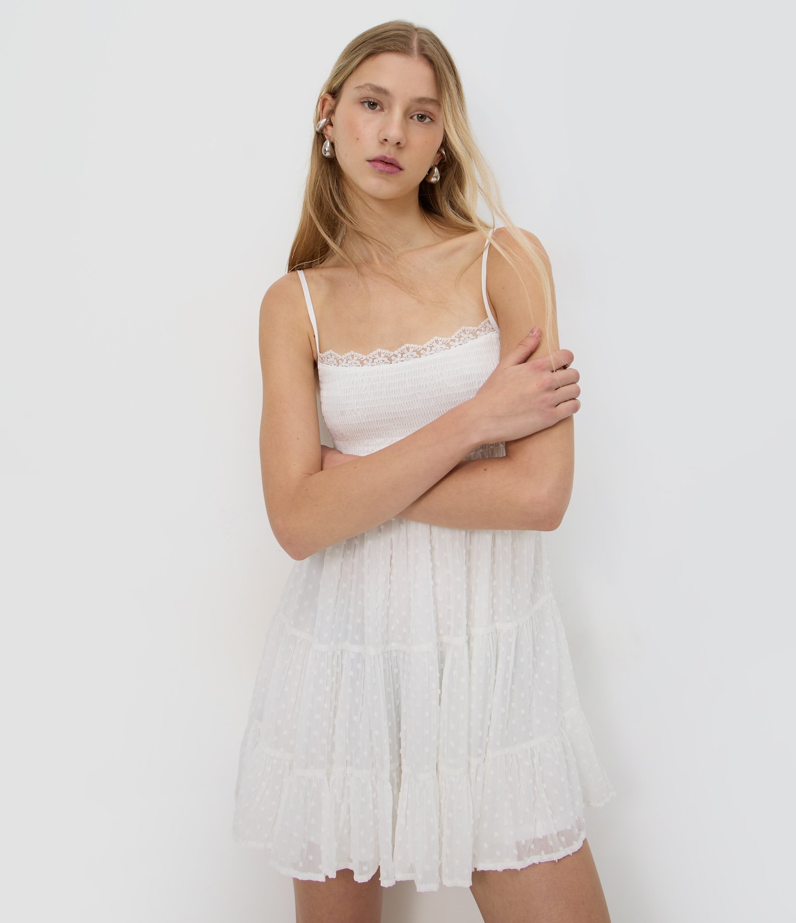 Vestido Curto Texturizado com Franzido e Alças Finas Branco 1