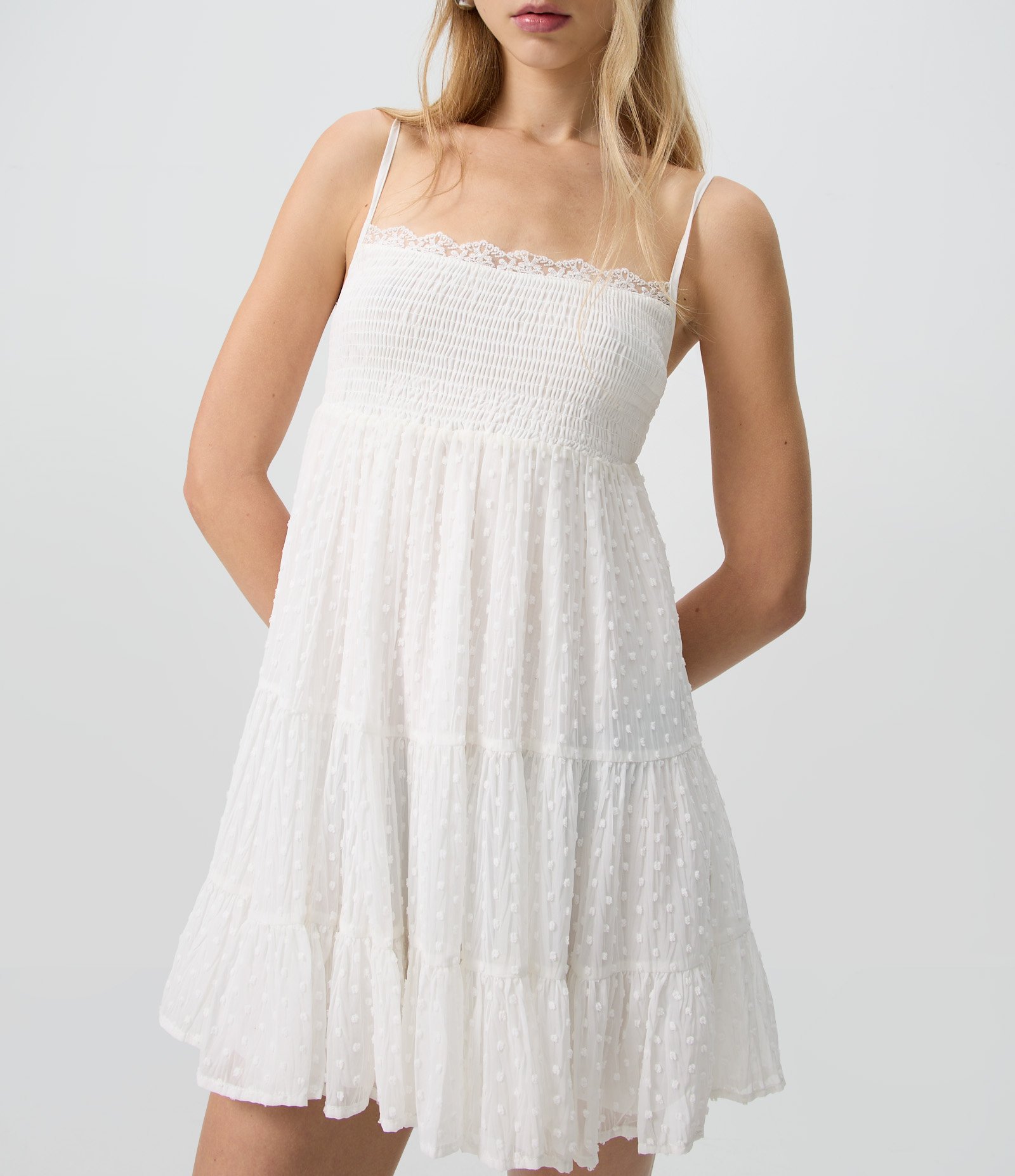 Vestido Curto Texturizado com Franzido e Alças Finas Branco 3