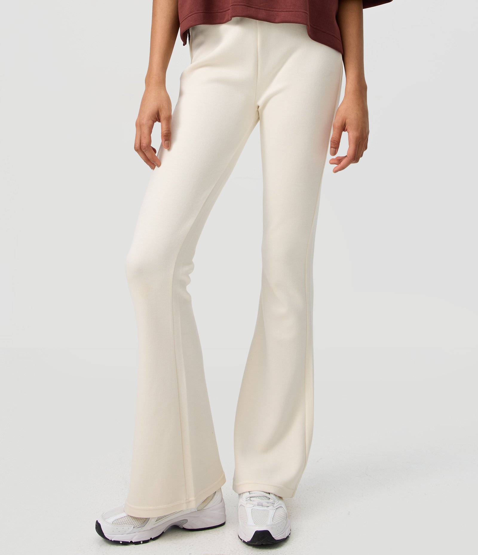 Calça Flare em Microfibra com Cós Largo Branco 2