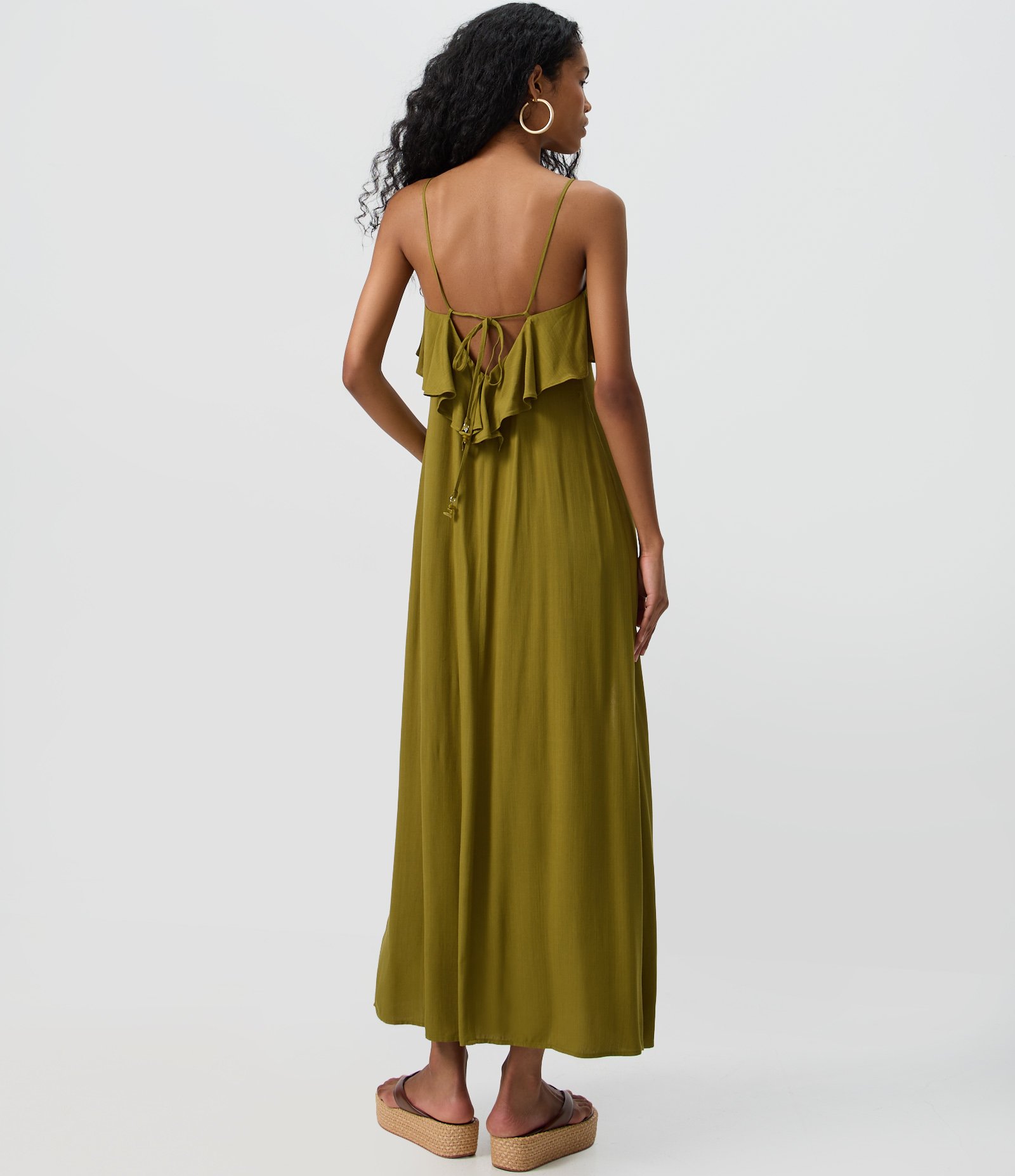 Vestido Longo em Viscose com Babados Frontais e Costas Vazadas Verde Amarelado 4