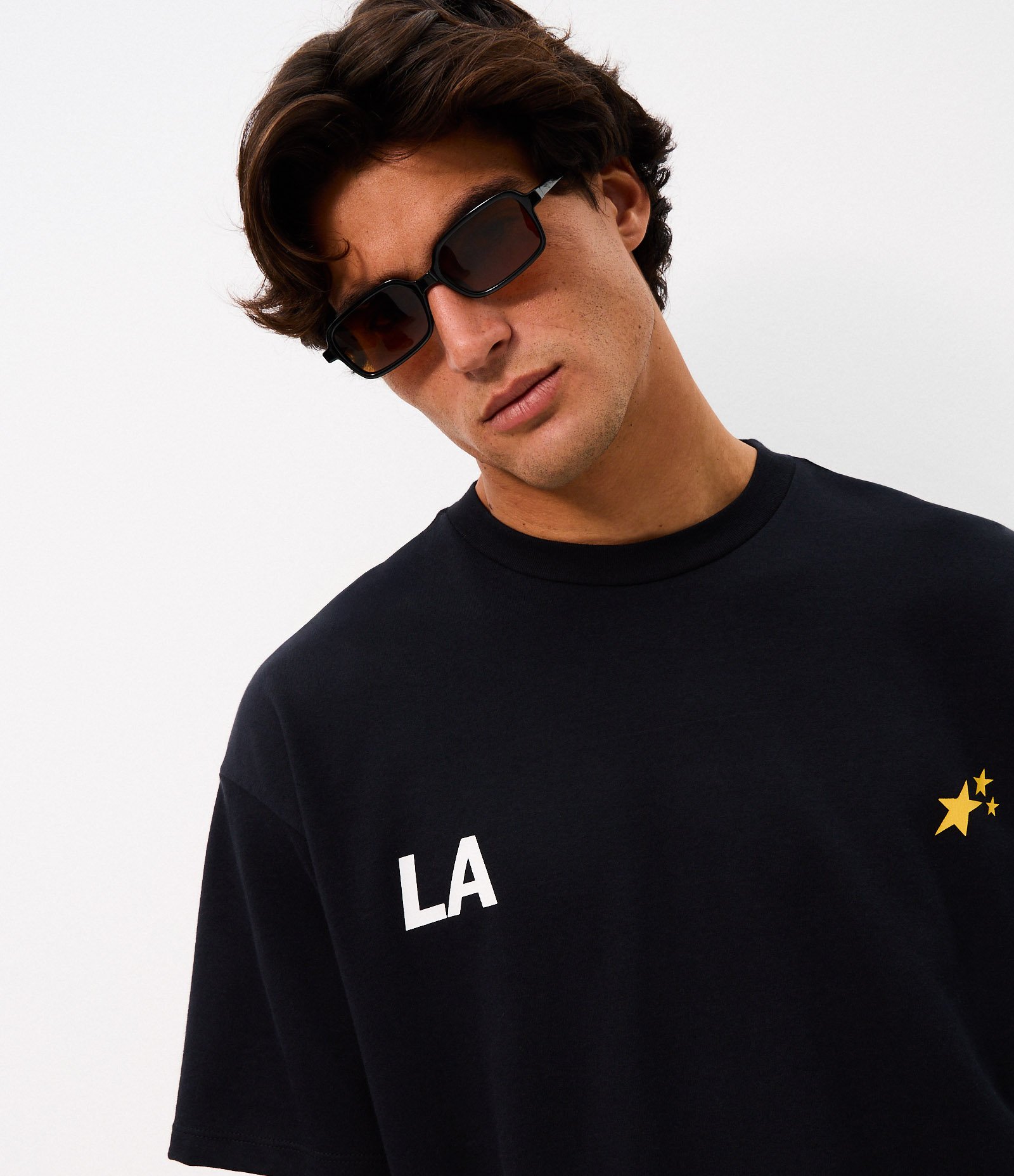 Camiseta Oversized em Algodão com Estampa Estrelas e Lettering Preto 4