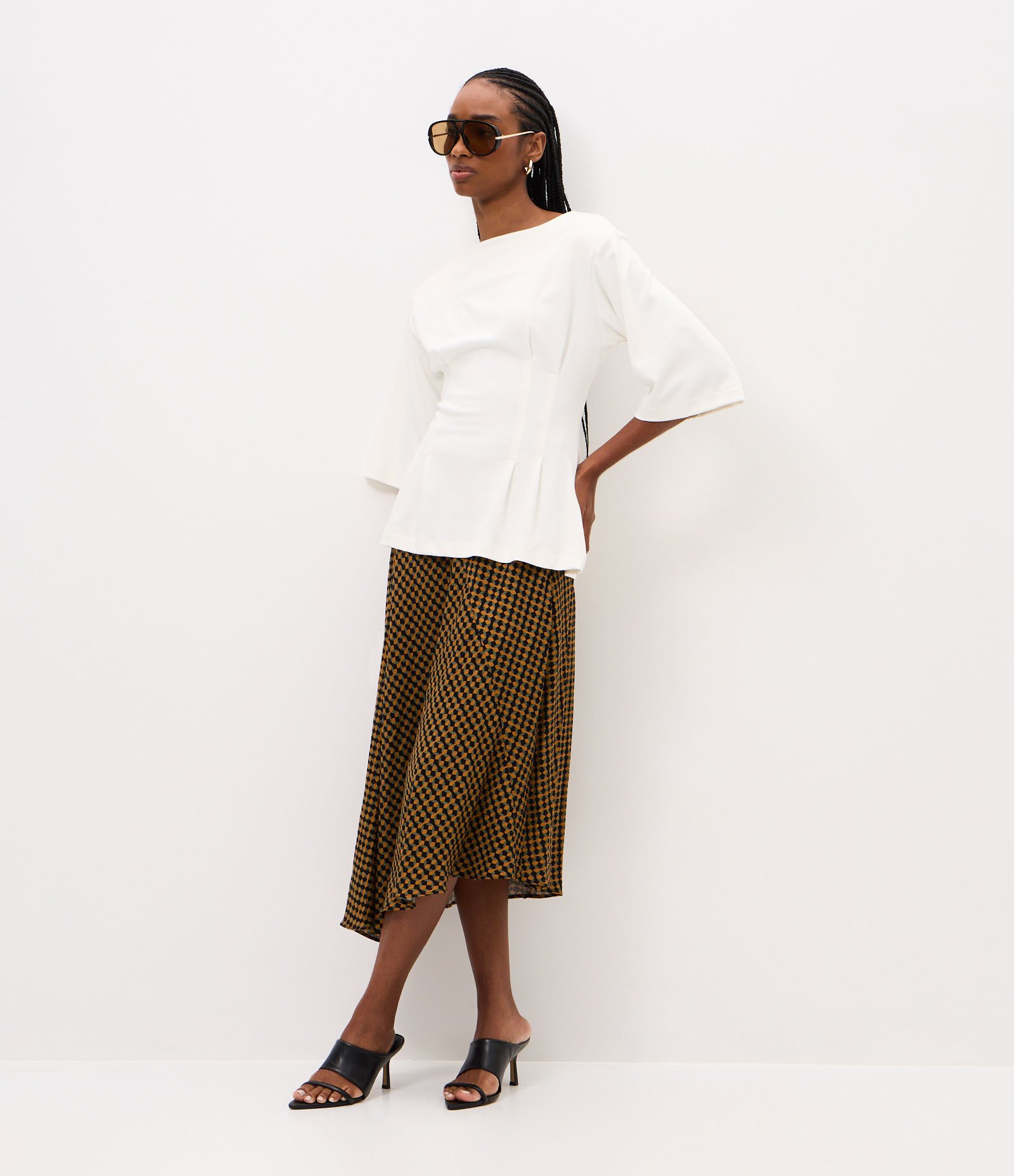 Blusa em Ponto Roma com Detalhe Corsetado Off White 2
