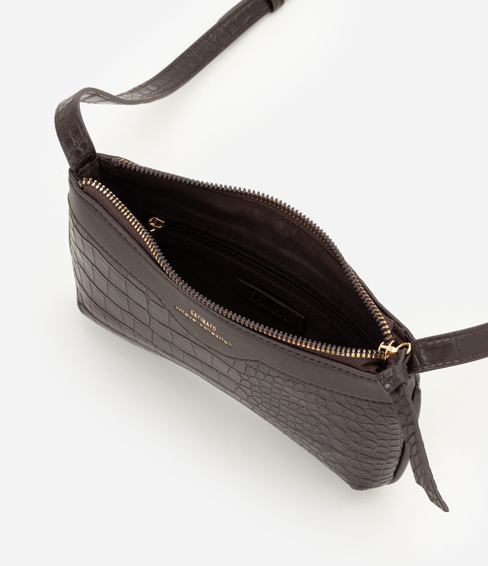 Bolsa Transversal em PU com Textura Croco Marrom 4