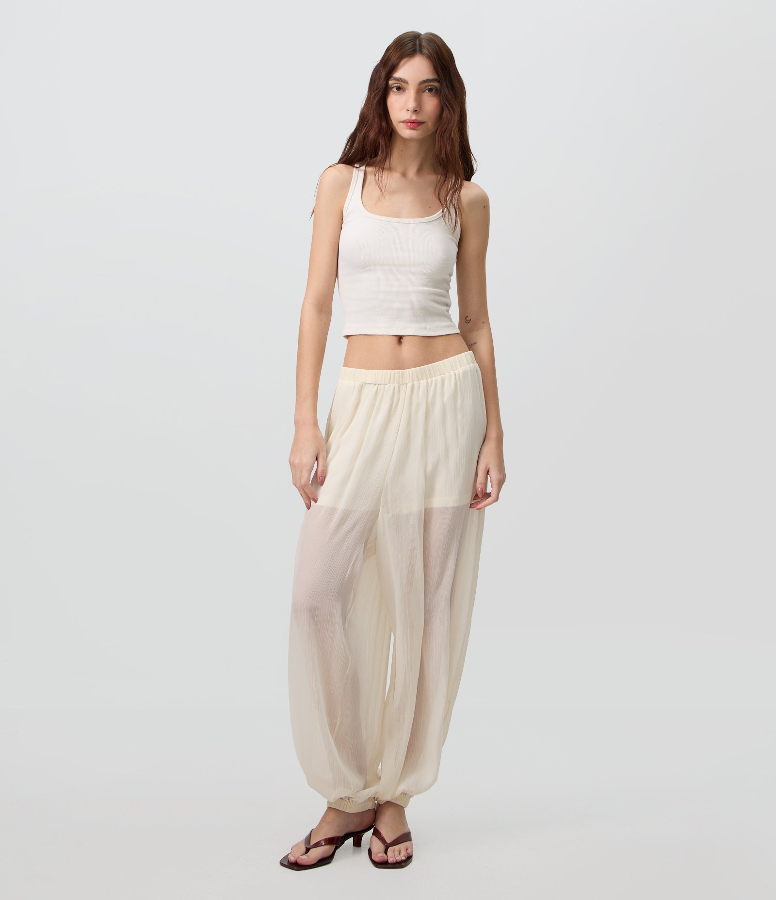 Calça Aladim em Chiffon Texturizado com Transparência Off White 1