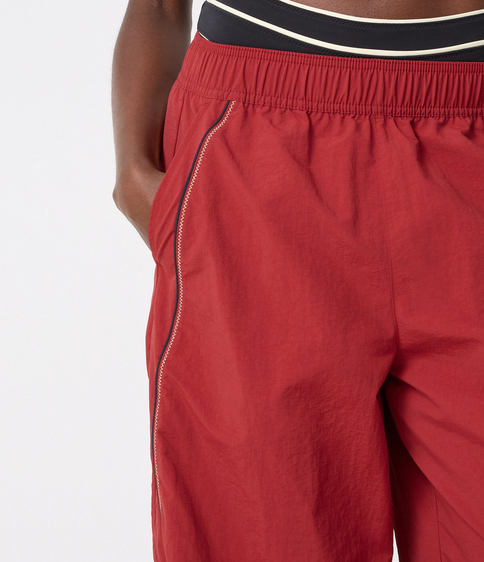 Calça Balloon Esportiva com Frisos em Contrastantes Vermelho 4