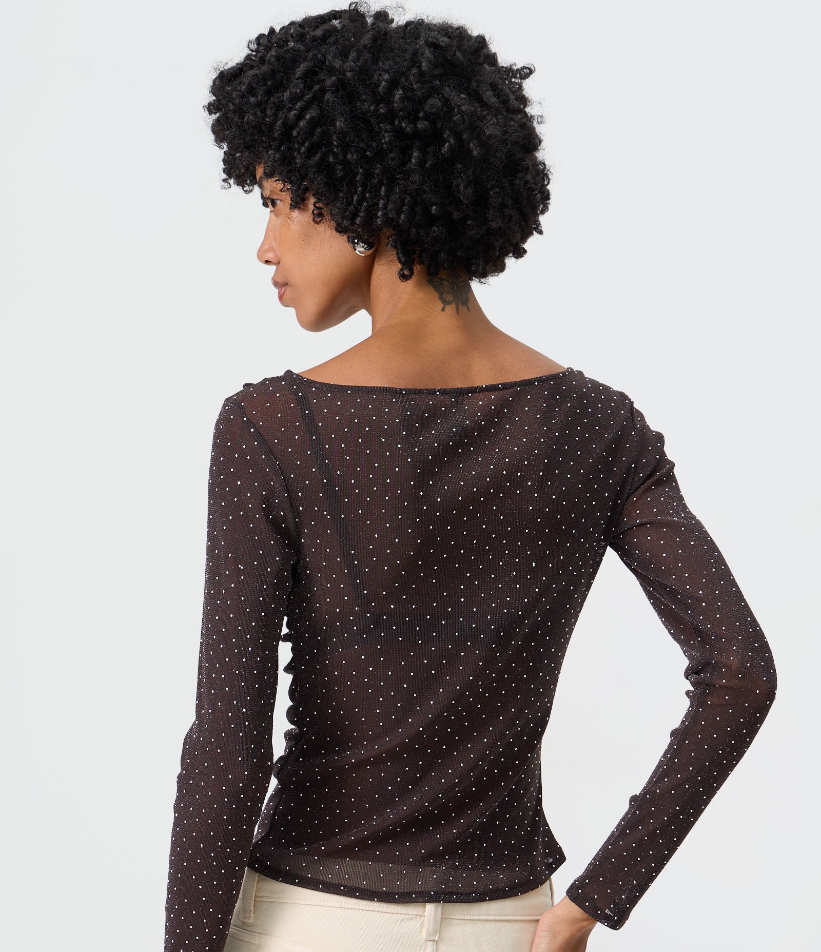 Blusa em Tule com Aplicação de Brilhos Marrom 4
