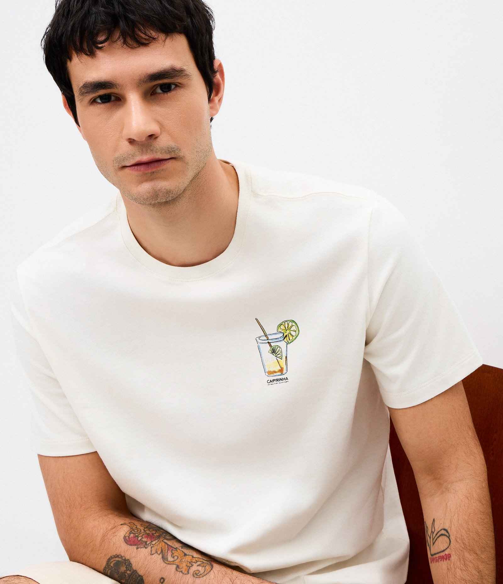 Camiseta Comfort em Algodão com Estampa Caipirinha Off White 1
