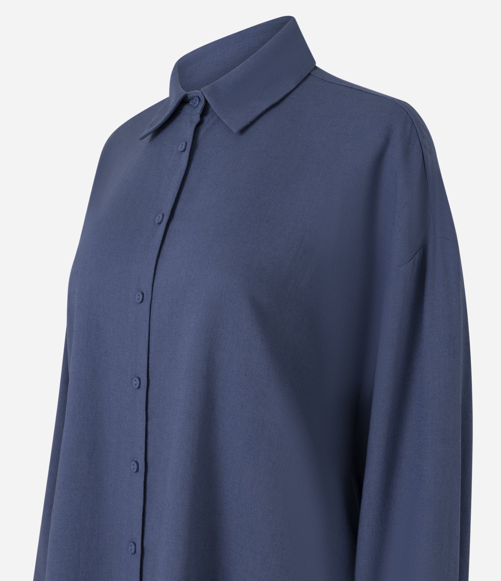 Camisa Alongada em Viscolinho com Colarinho Azul 6