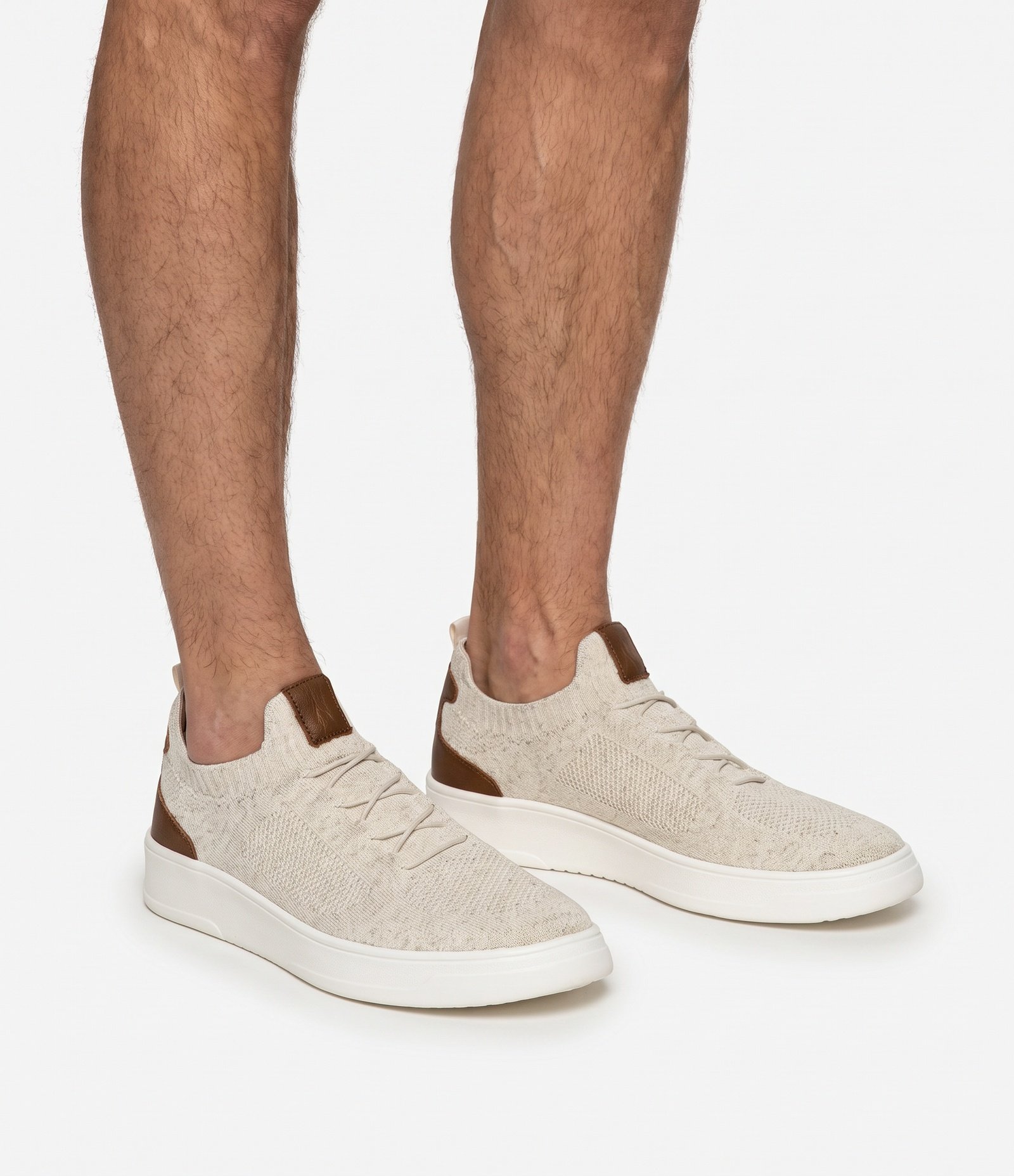 Tênis Casual de Knit com Detalhe em Couro Off White 2
