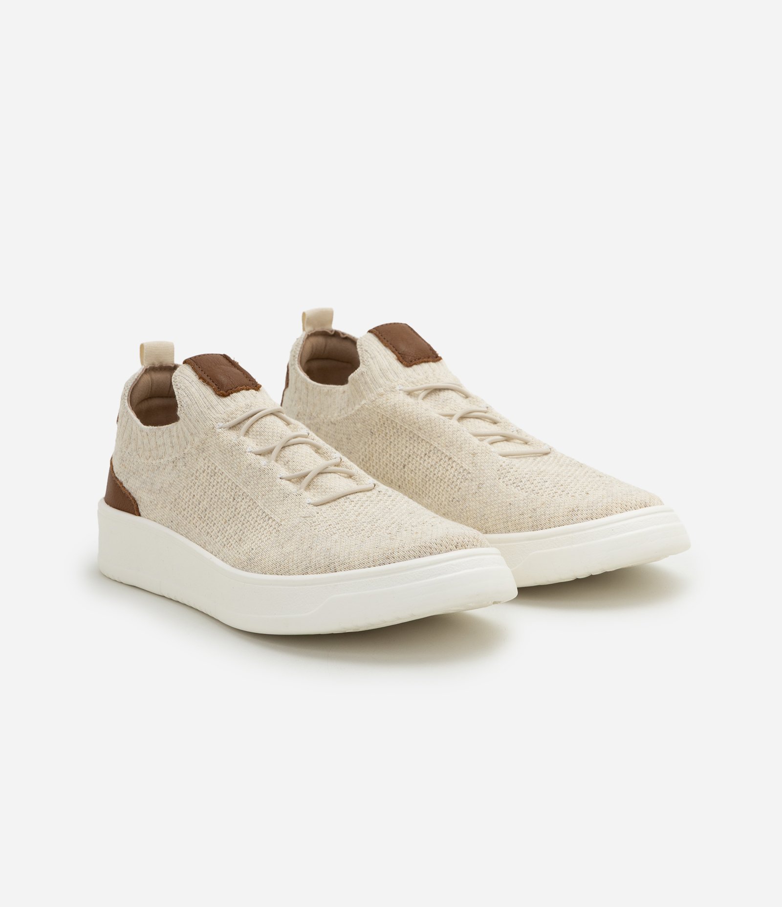 Tênis Casual de Knit com Detalhe em Couro Off White 2