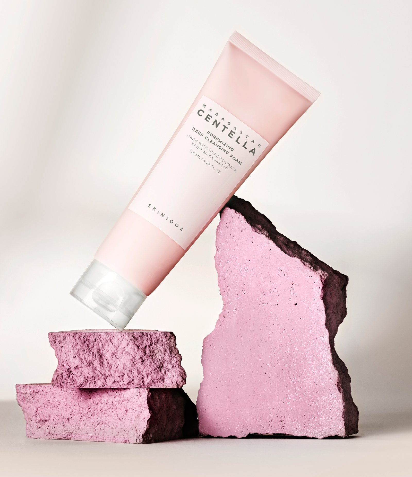 Espuma de Limpeza Facial Poremizing Deep Cleansing Foam SKIN1004 125ML 2