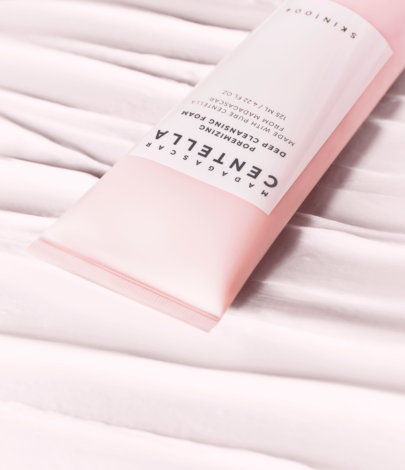 Espuma de Limpeza Facial Poremizing Deep Cleansing Foam SKIN1004 125ML 5