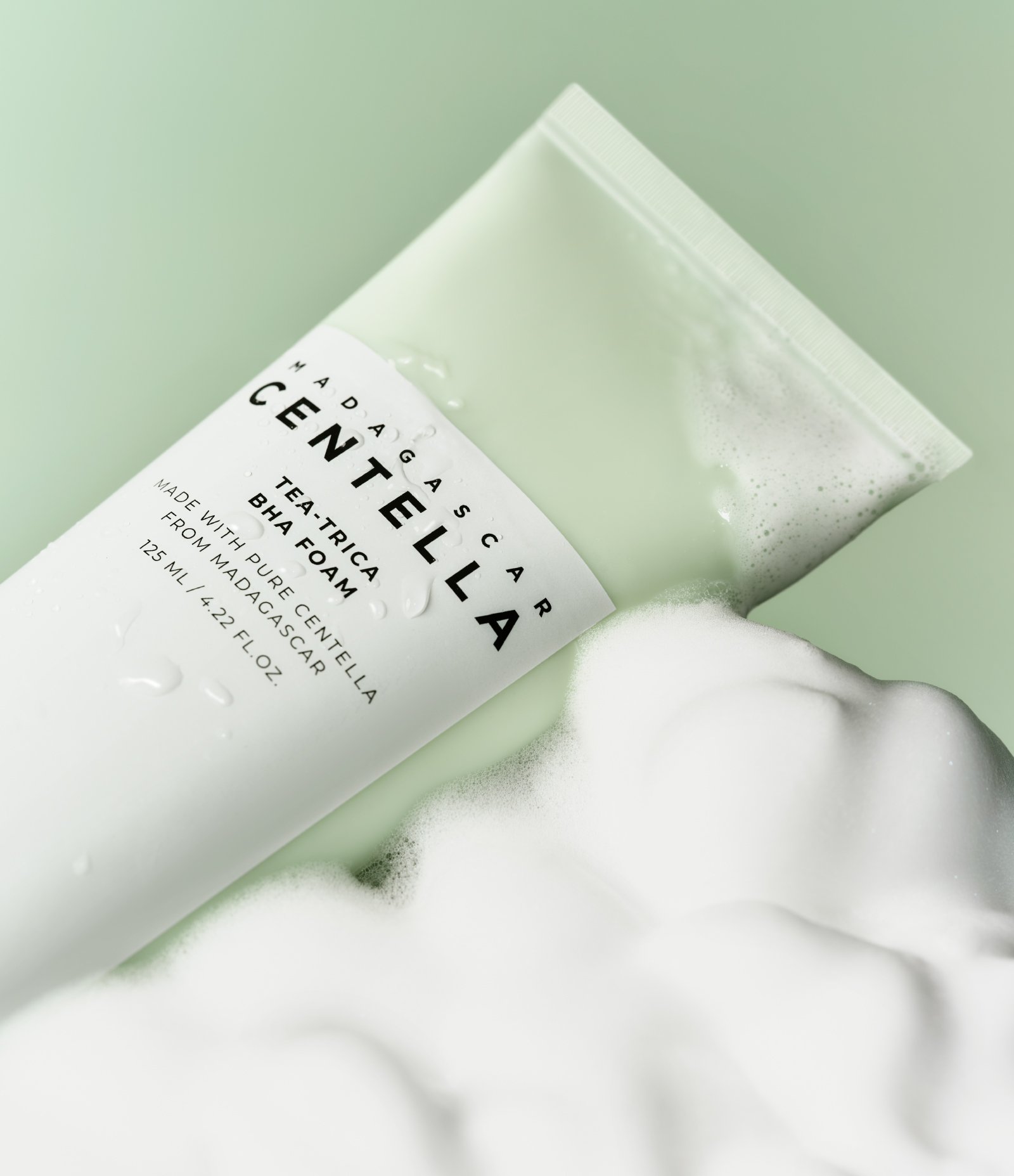 Espuma de Limpeza Facial Tea-Trica BHA Foam SKIN1004 125ML 6