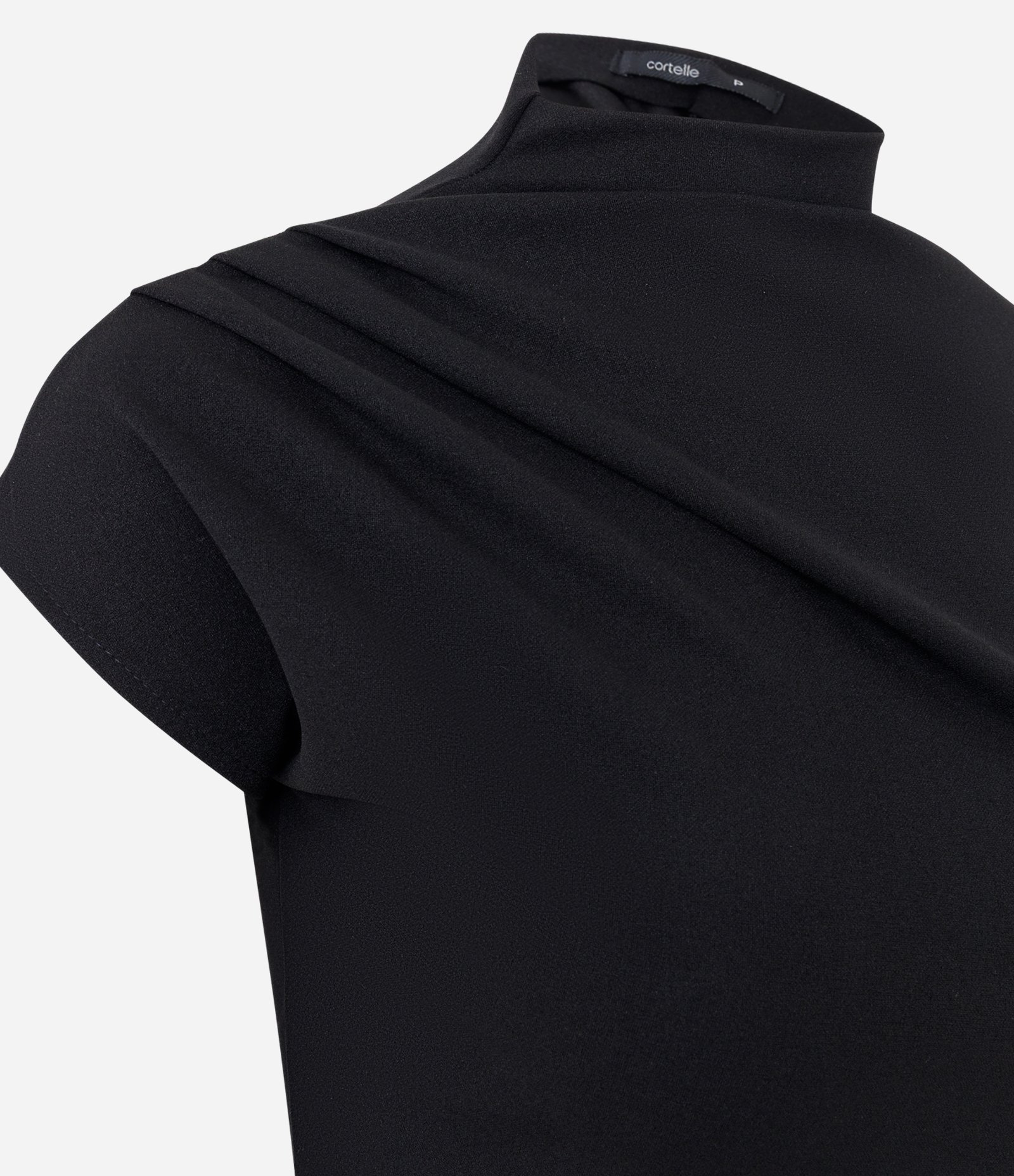 Blusa Assimétrica Estruturada com Gola Alta Preto 2